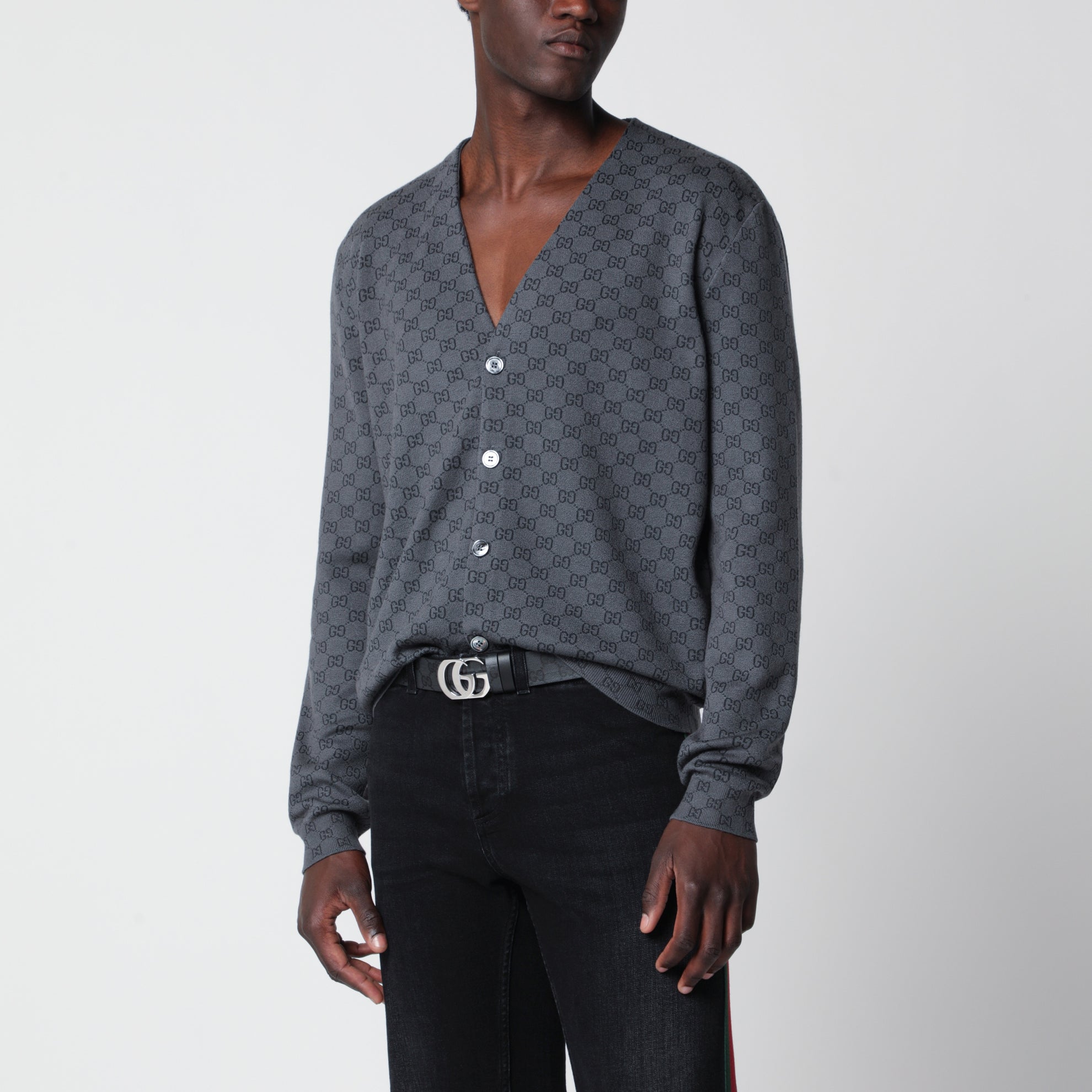 Grauer Cardigan aus Wolle und Seide mit GG-Motiv