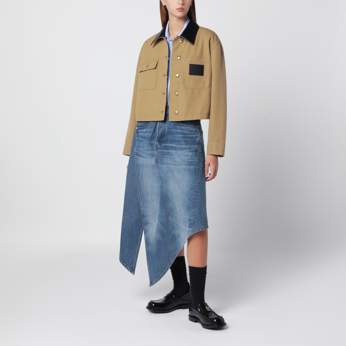 Beige kurze Arbeitsjacke