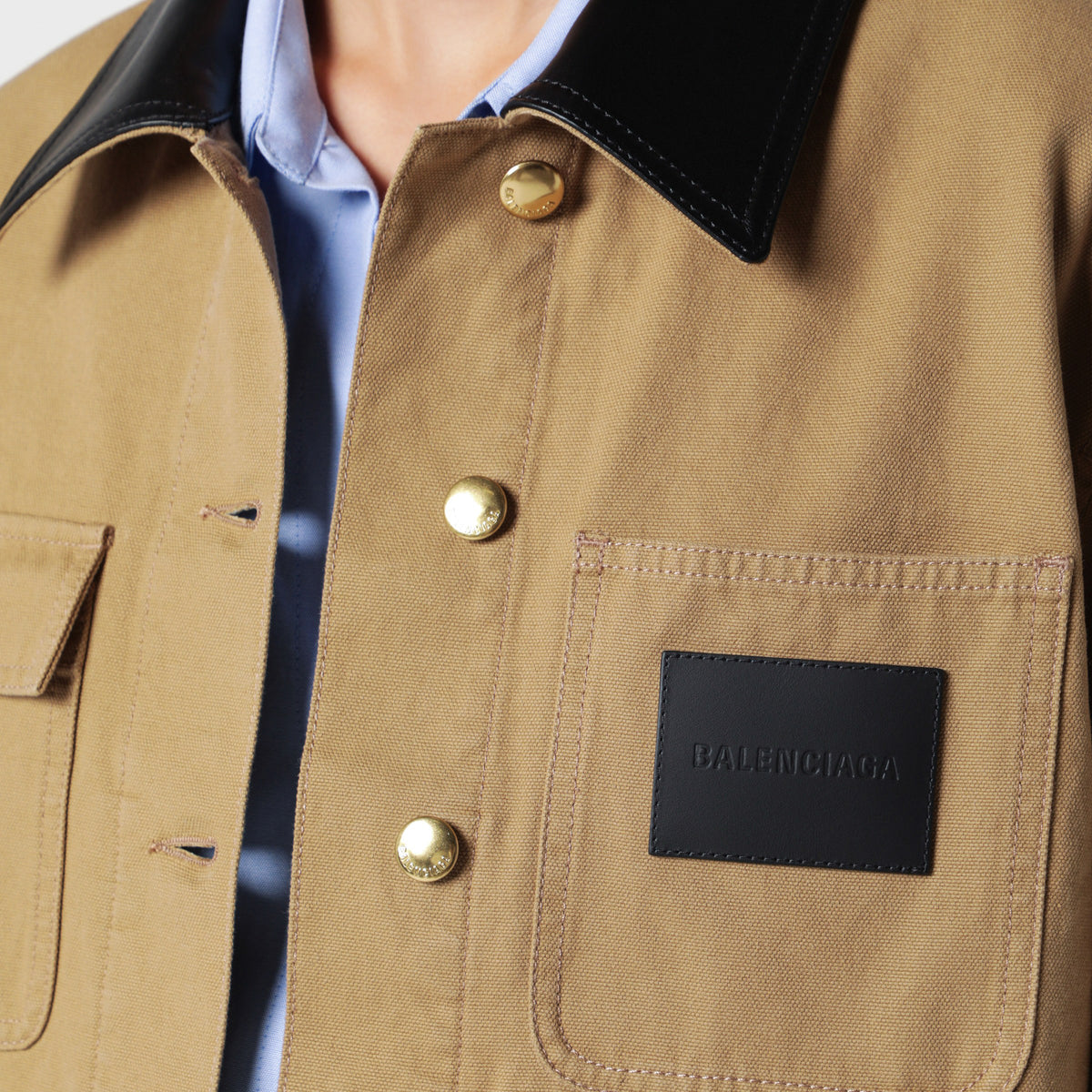 Beige kurze Arbeitsjacke
