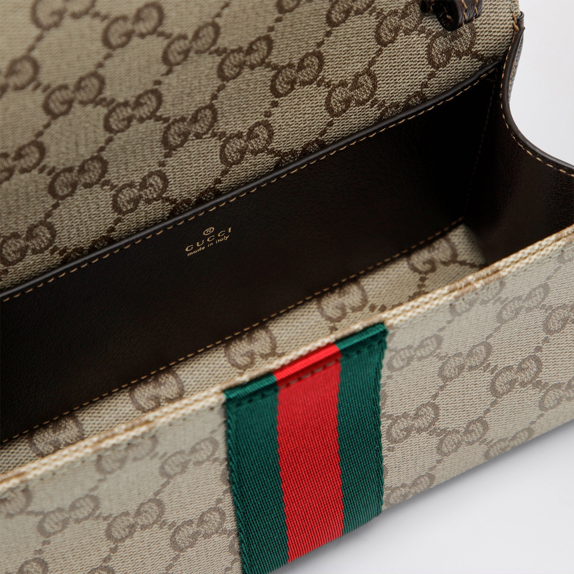 Kleine Pouch aus GG-Canvas mit Web-Streifen