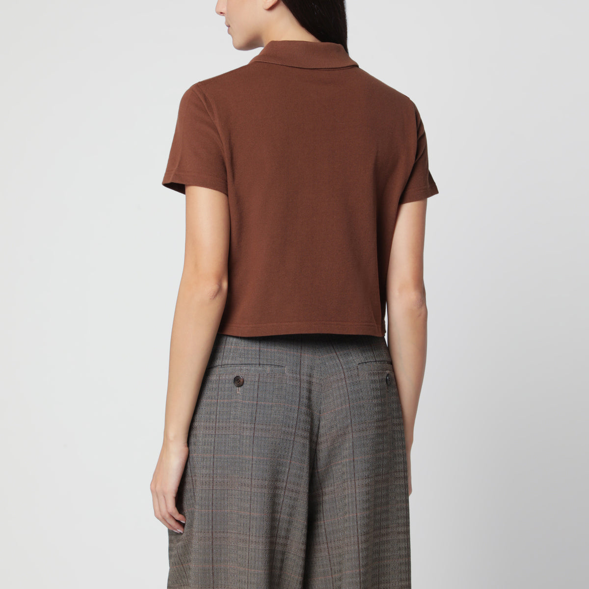 Polo cropped color caramello in piquet di cotone
