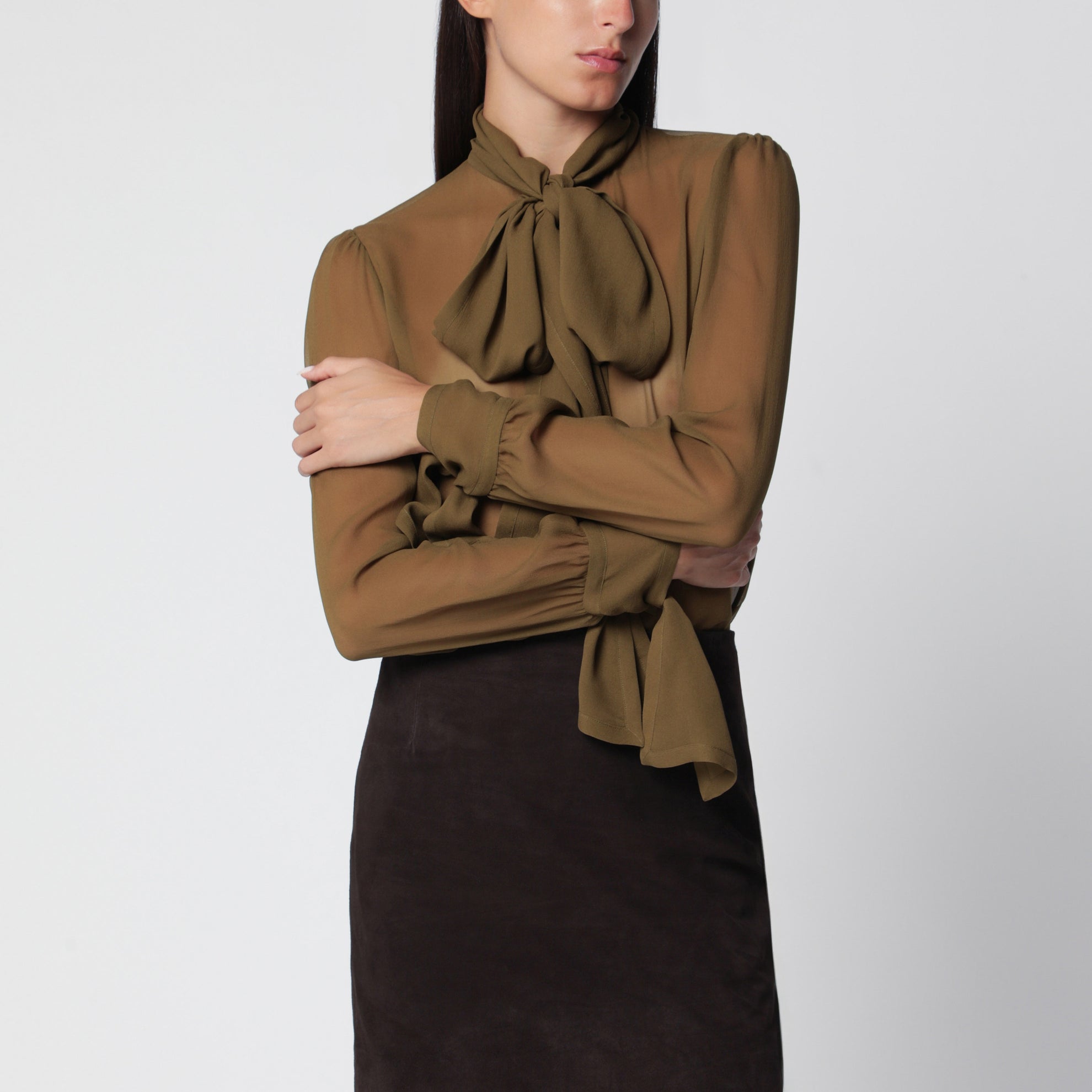 Lavallière blouse in bronze green silk