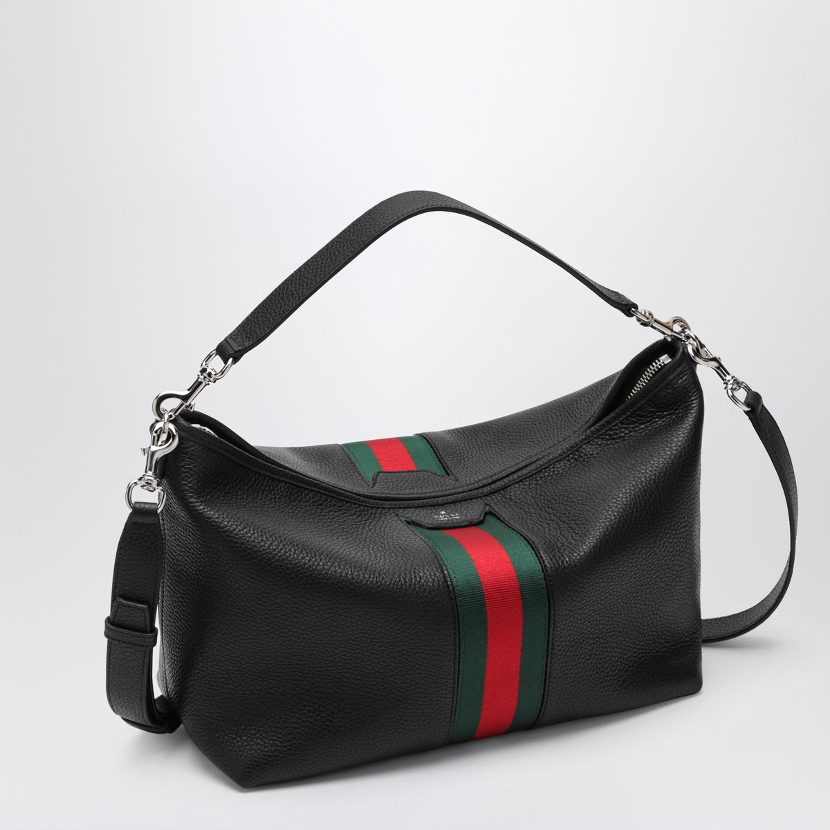 Schwarze Tasche aus genarbtem Leder mit Web-Detail