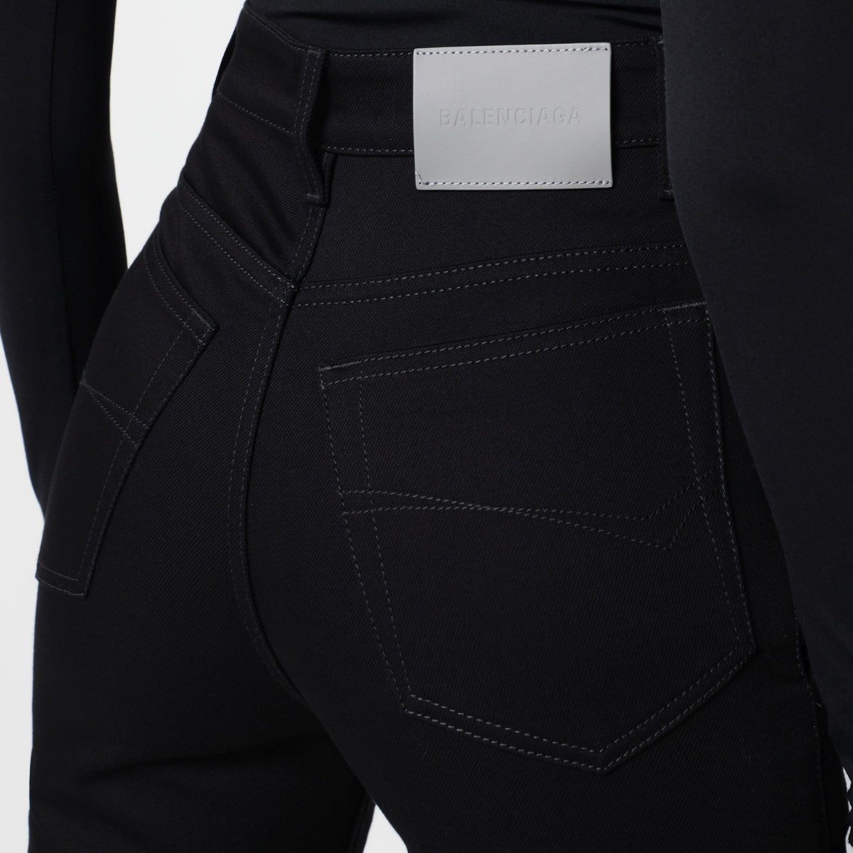 Jean en coton noir taille haute