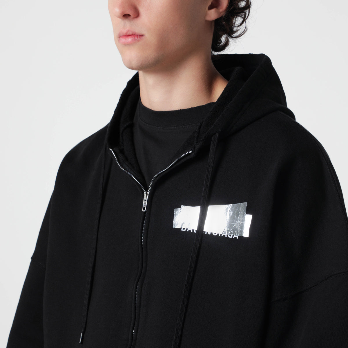Felpa con zip nera in cotone