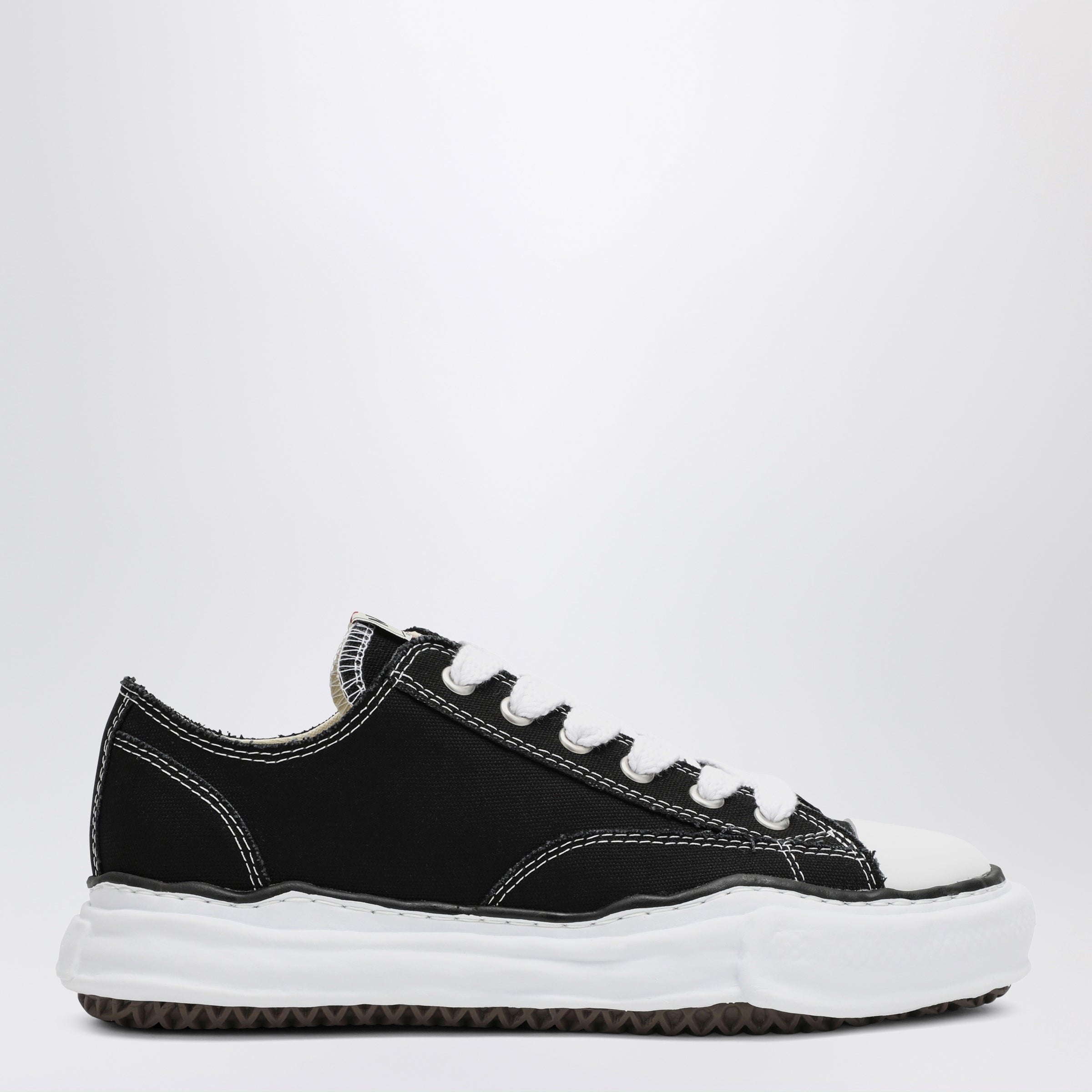 つ*こ様 MAISON MIHARA YASUHIRO スニーカー ブラック Maison MIHARA YASUHIRO Black Peterson Low Sneakers in canvas
