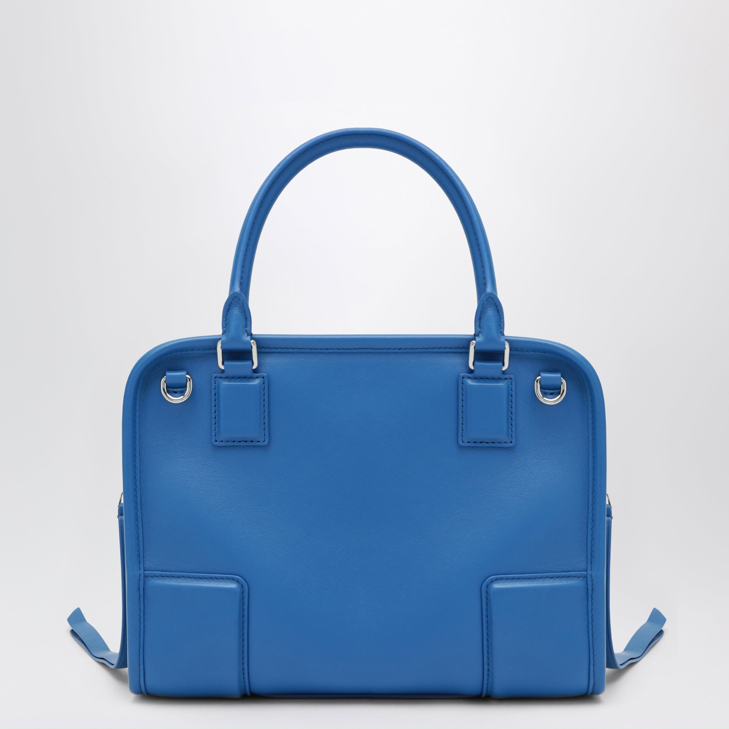 LOEWE 青いレザー バッグ Loewe Amazona 180 small Royal Blue bag | TheDoubleF