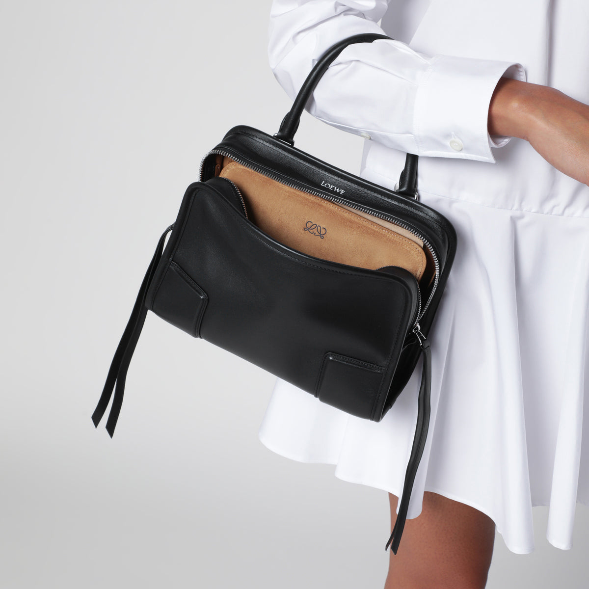 Small black Amazona 180 bag