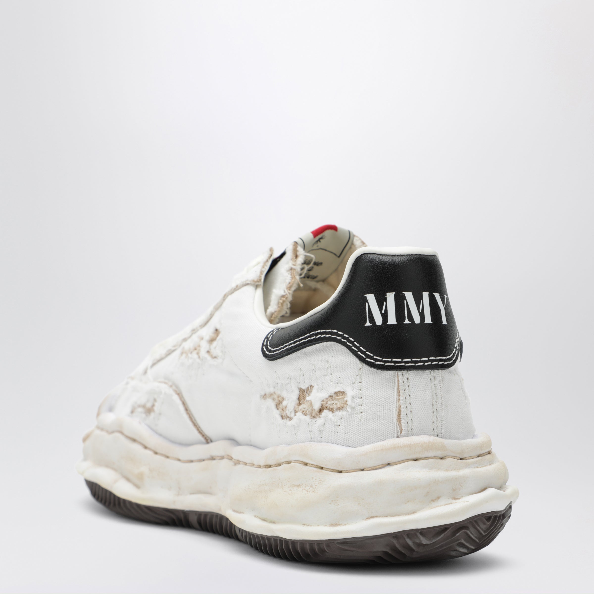 Maison MIHARA YASUHIRO Blakey sneakers in white canvas with worn
