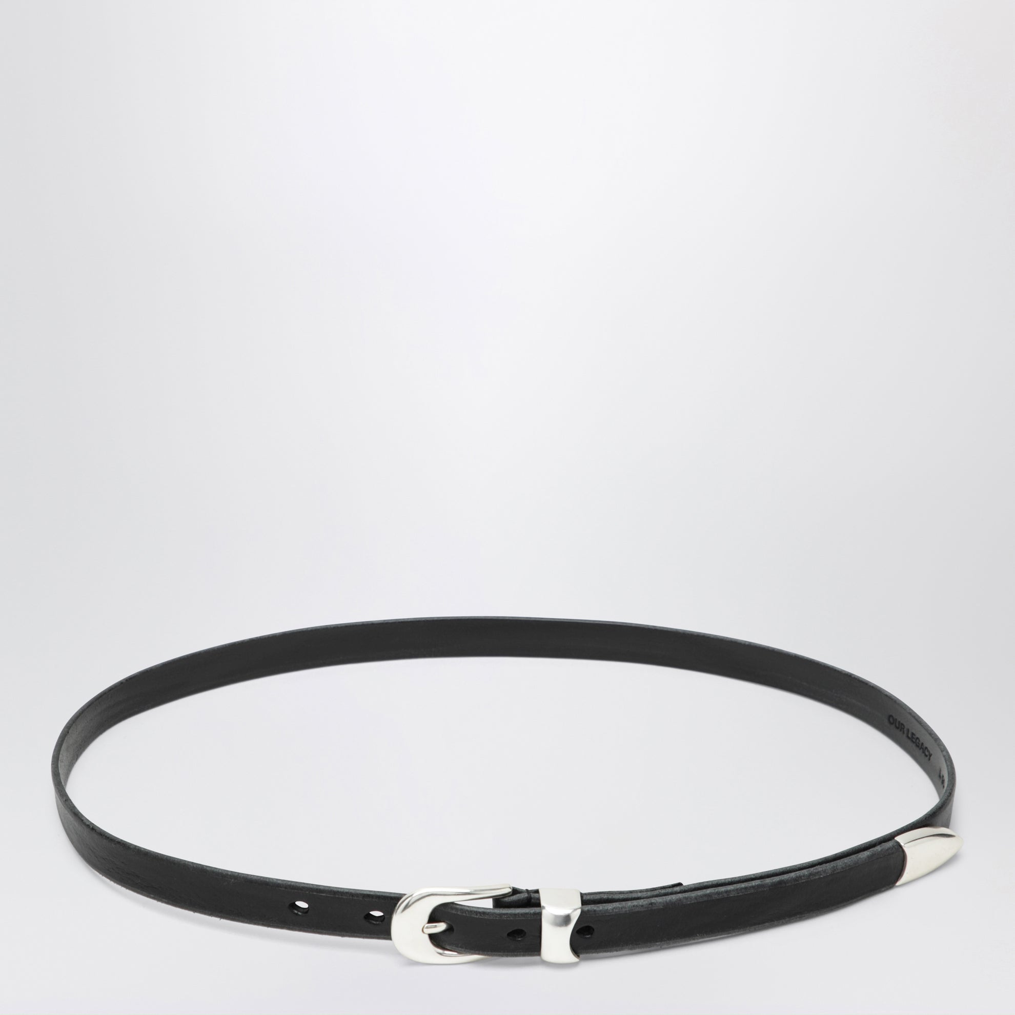 Olega belt in black calfskin leather
