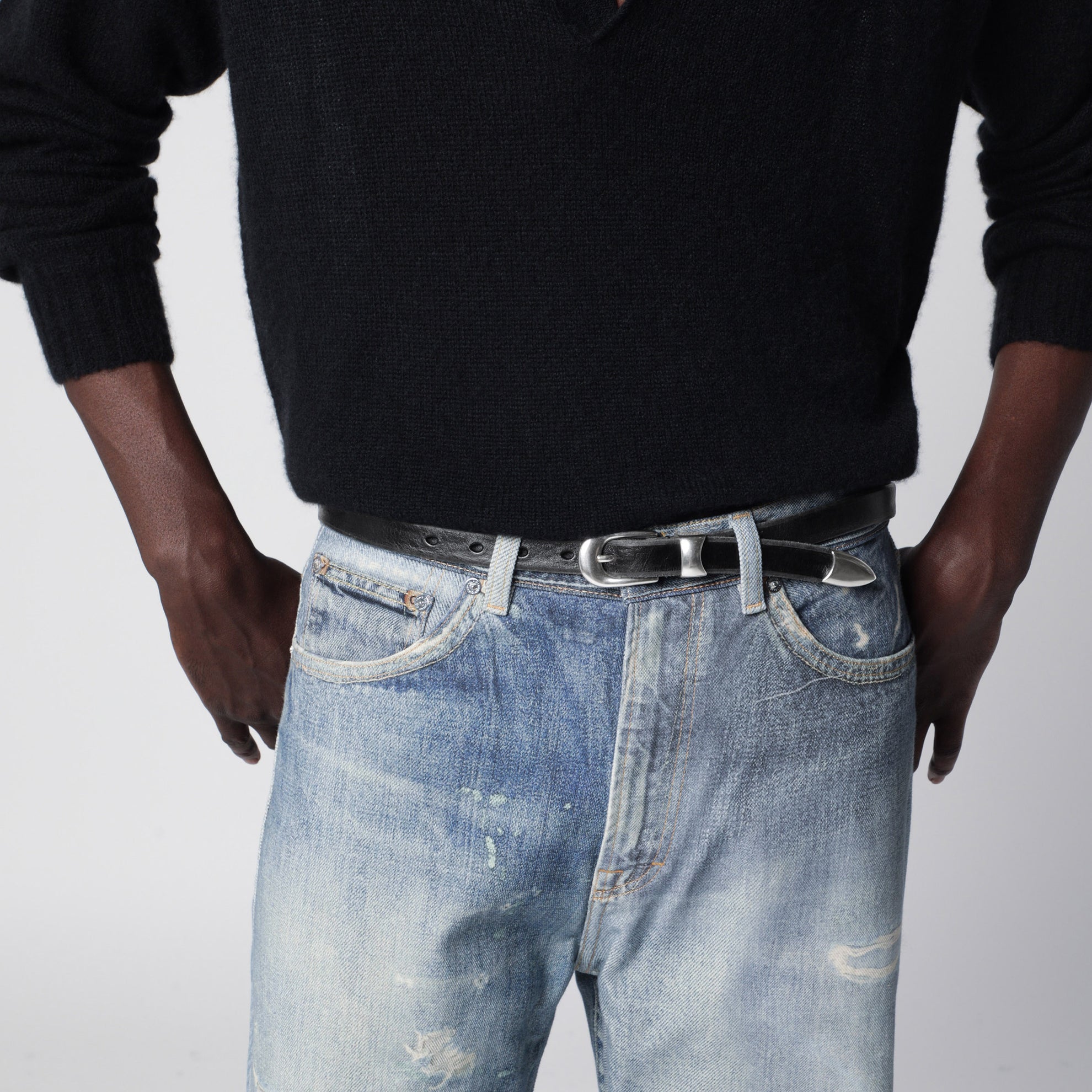 Olega belt in black calfskin leather