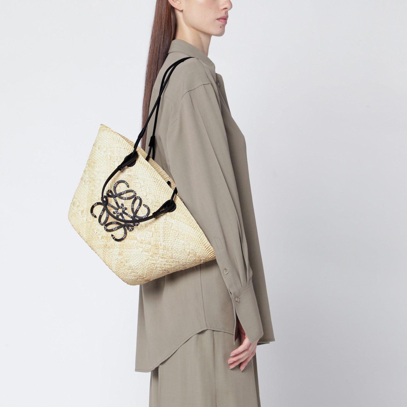 Borsa Anagram Basket media Natural/Black