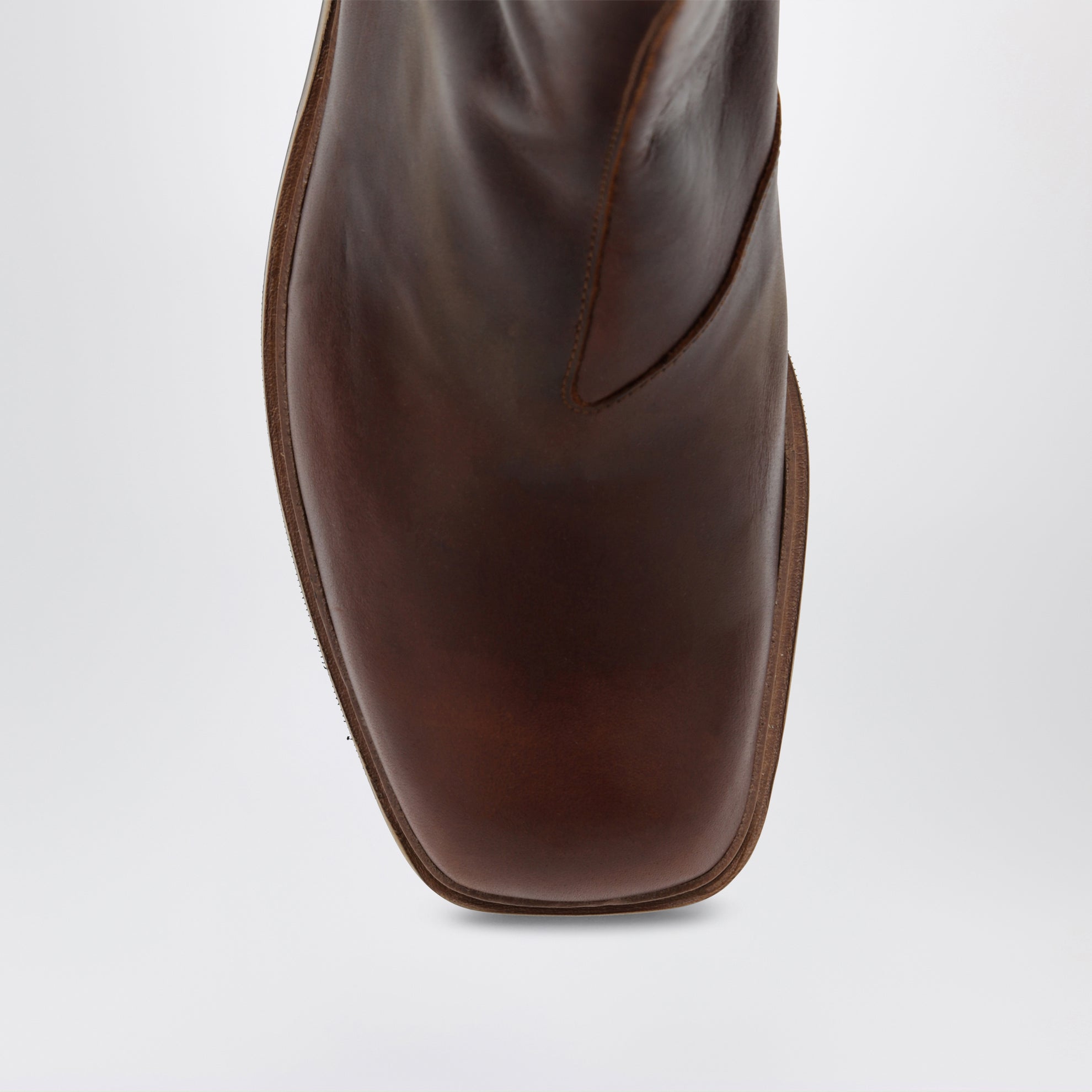 Daimono Stiefel aus whiskyfarbenem Kalbsleder