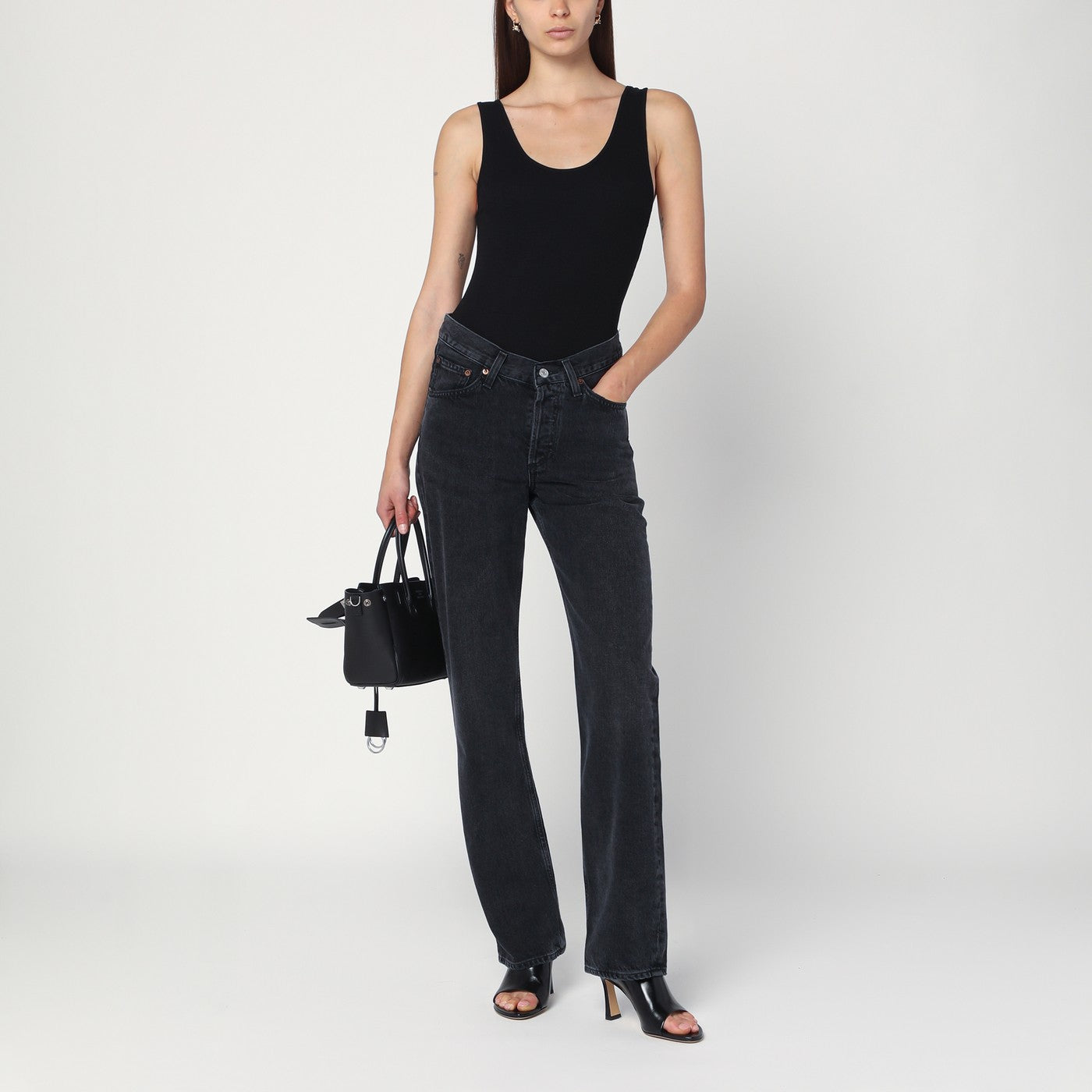 Black V-Waist Kelly jeans in recycled denim