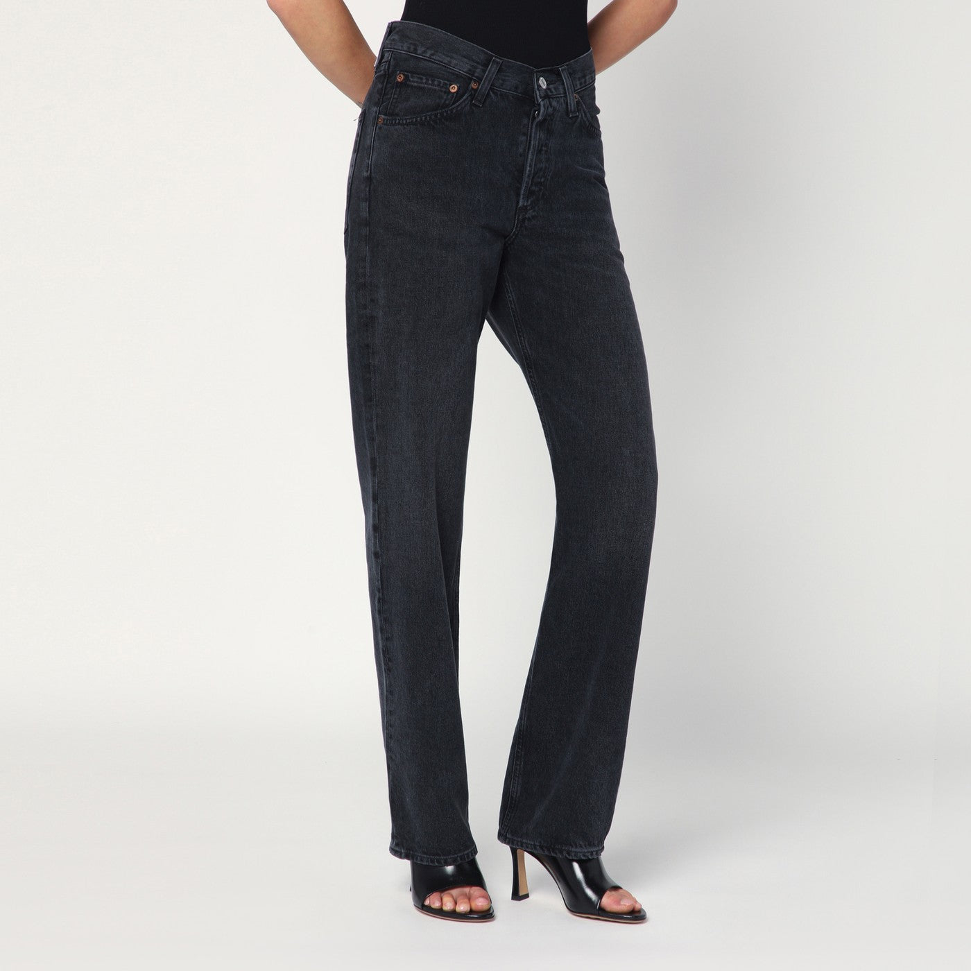 Black V-Waist Kelly jeans in recycled denim