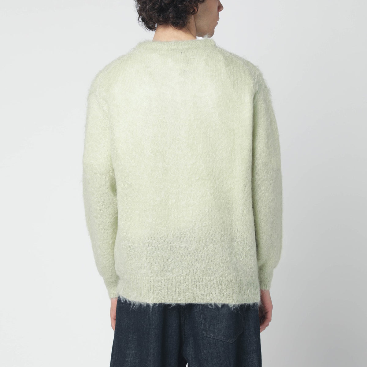 Hellgrüner Pullover aus gebürstetem Mohair-Mischgarn