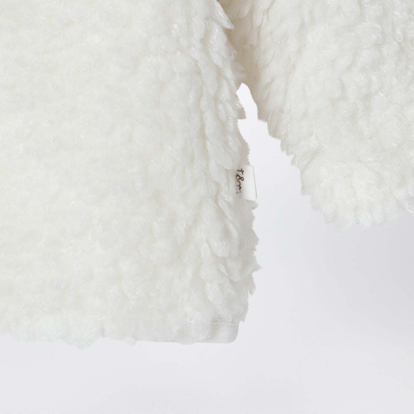 Milk-white shearling-effect jacket