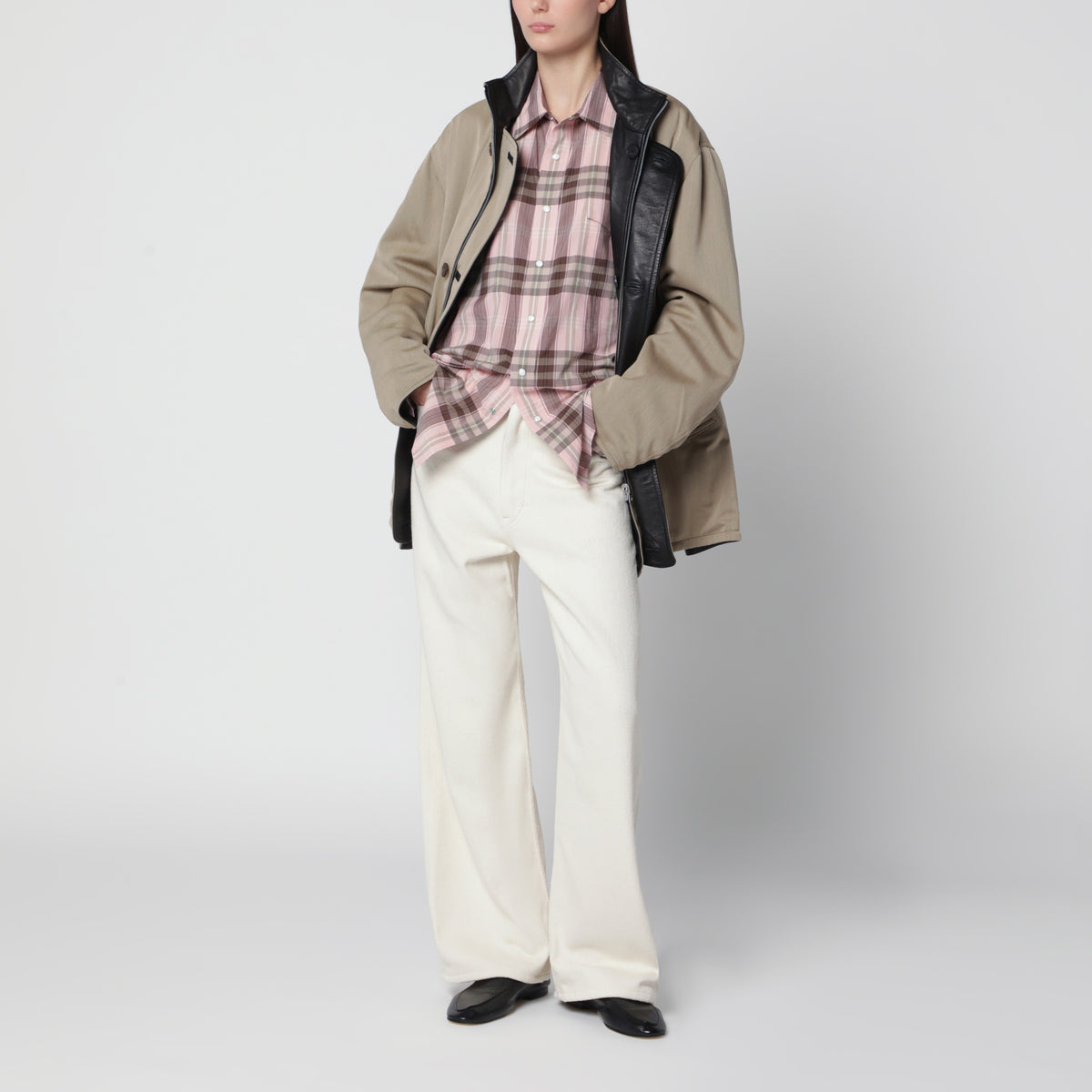 Beige/black reversible short coat in wool