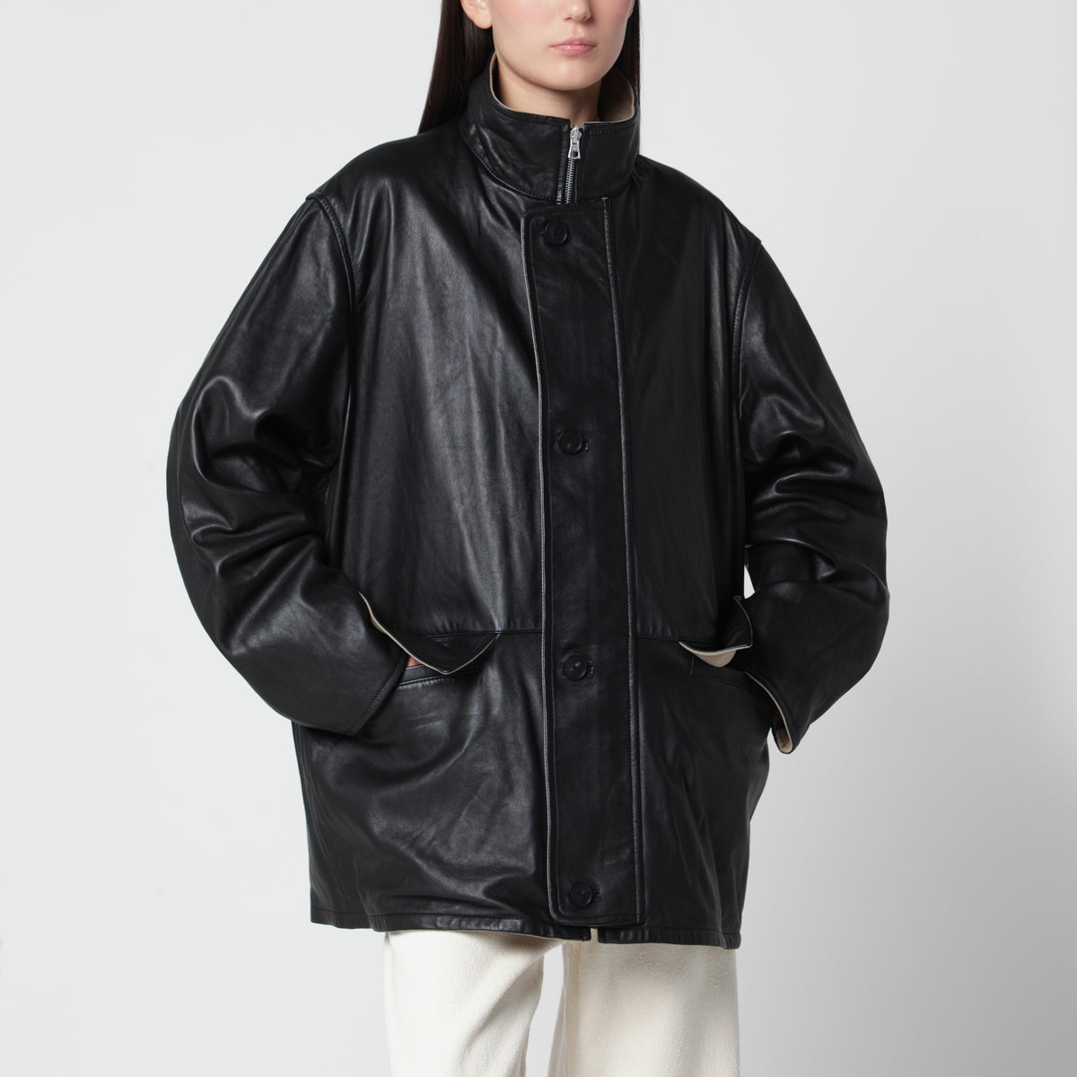 Beige/black reversible short coat in wool