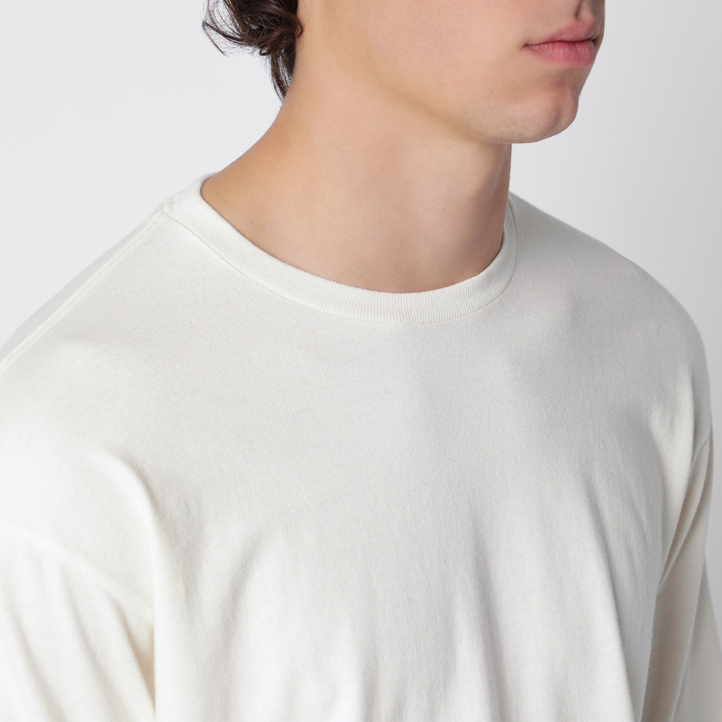 Auralee White long-sleeved cotton and cashmere T-shirt | TheDoubleF