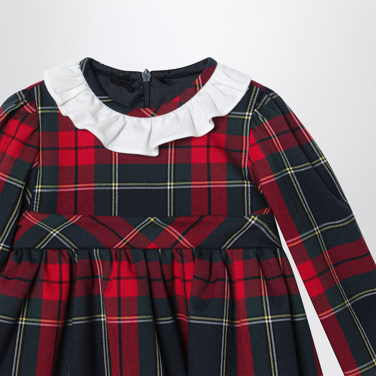 Rotes Tartankleid mit Volantkragen