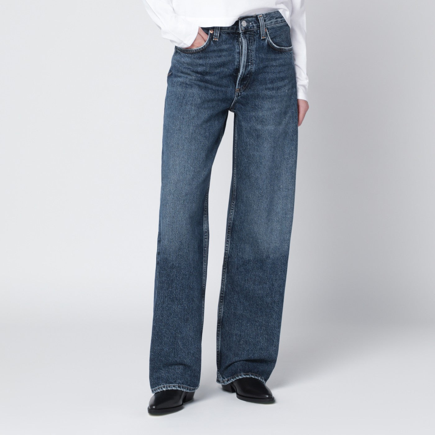 Jean bleu en denim régénéré
