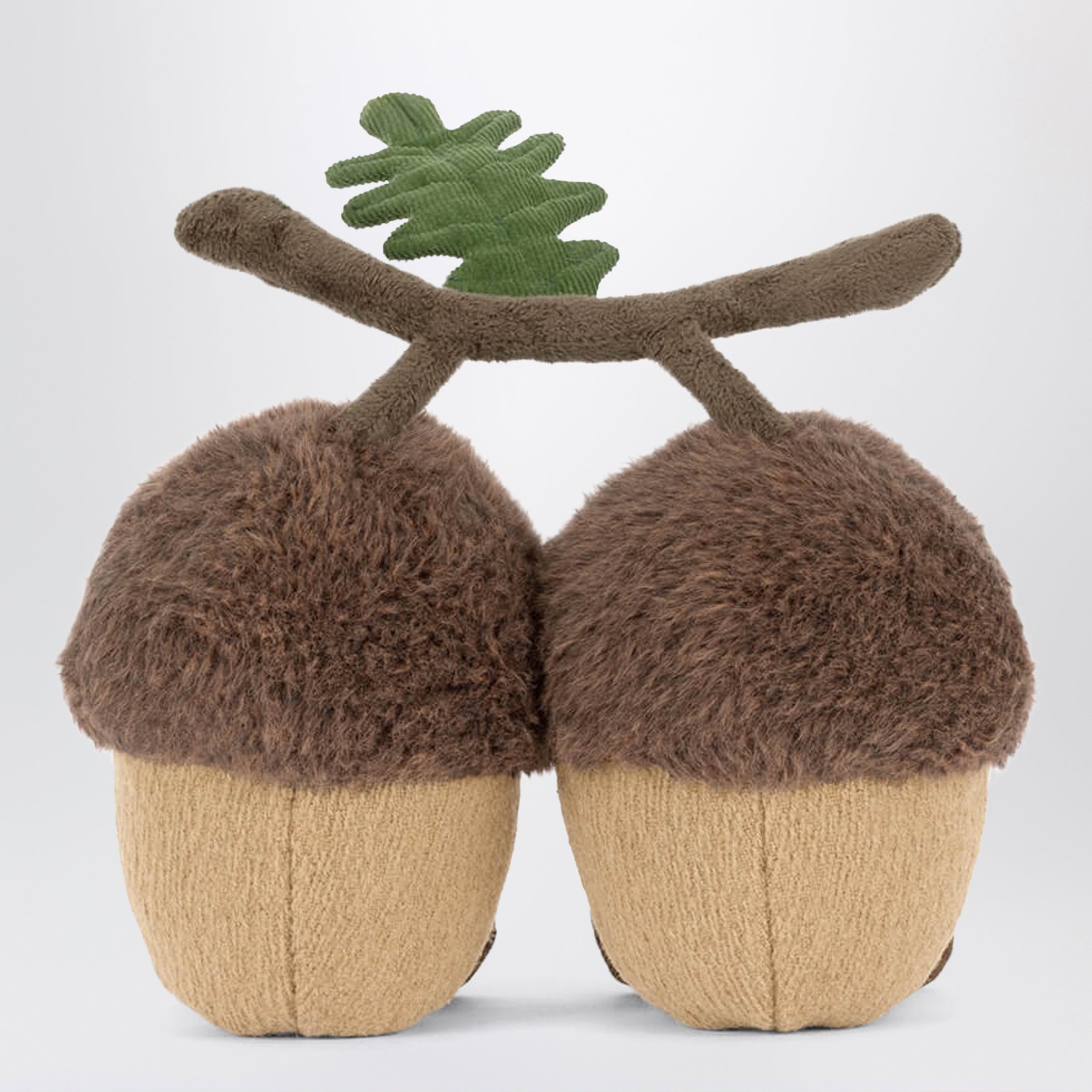 Amuseables Ort and Tum Acorns Plüschtier