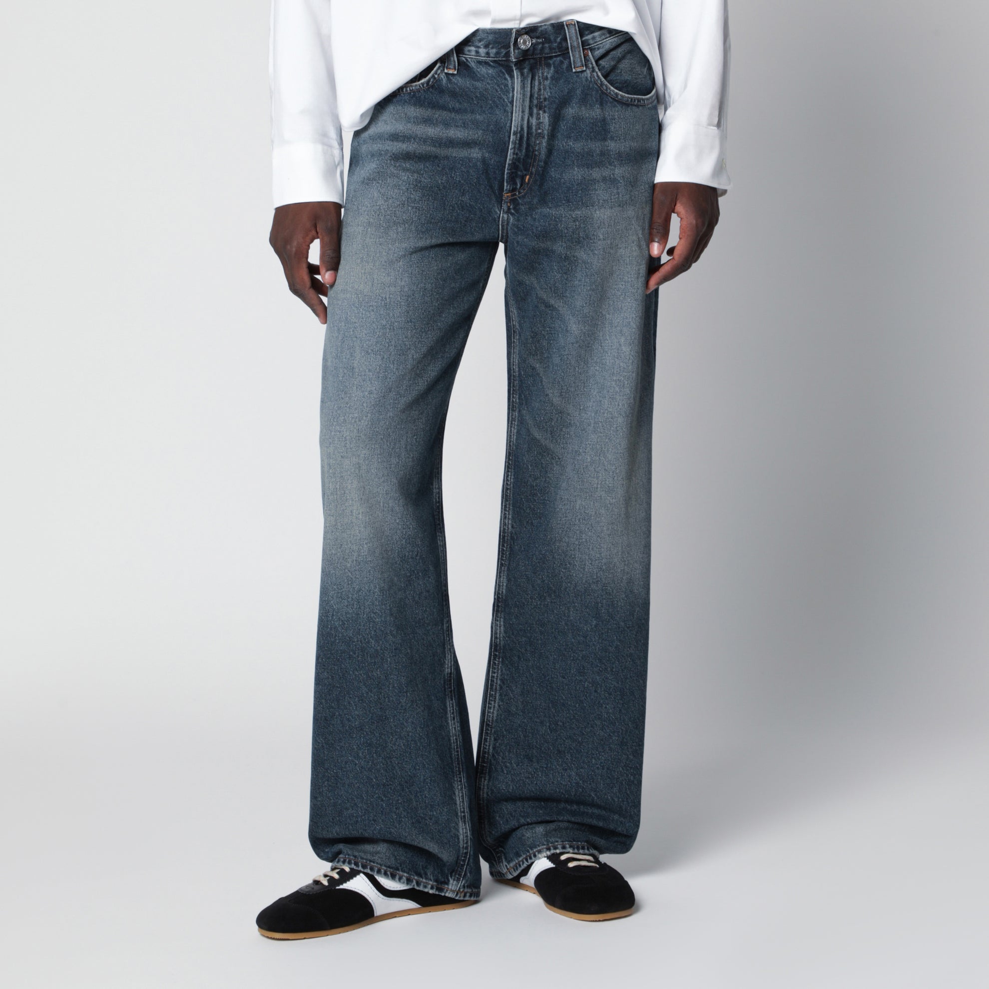 Luka jeans in washed dark indigo denim