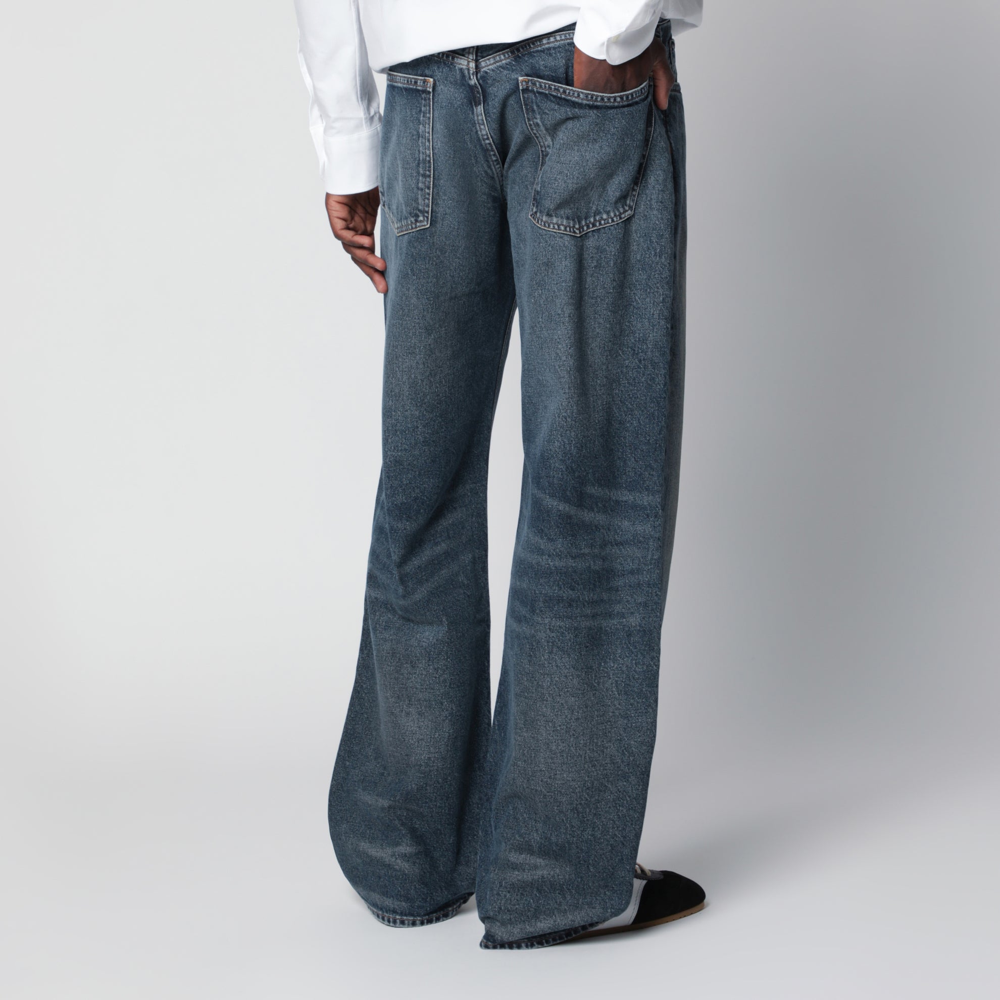 Luka jeans in washed dark indigo denim