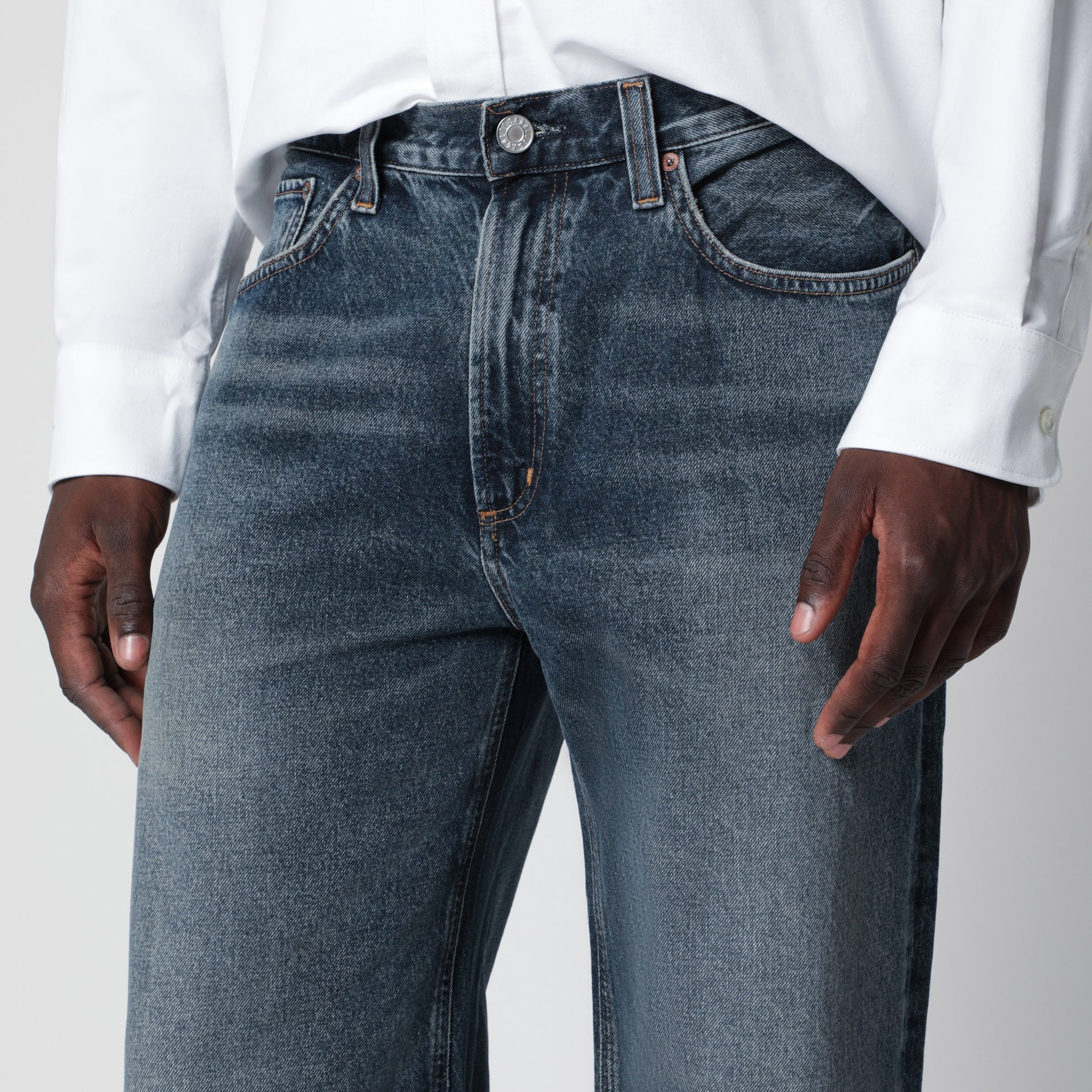 Luka jeans in washed dark indigo denim