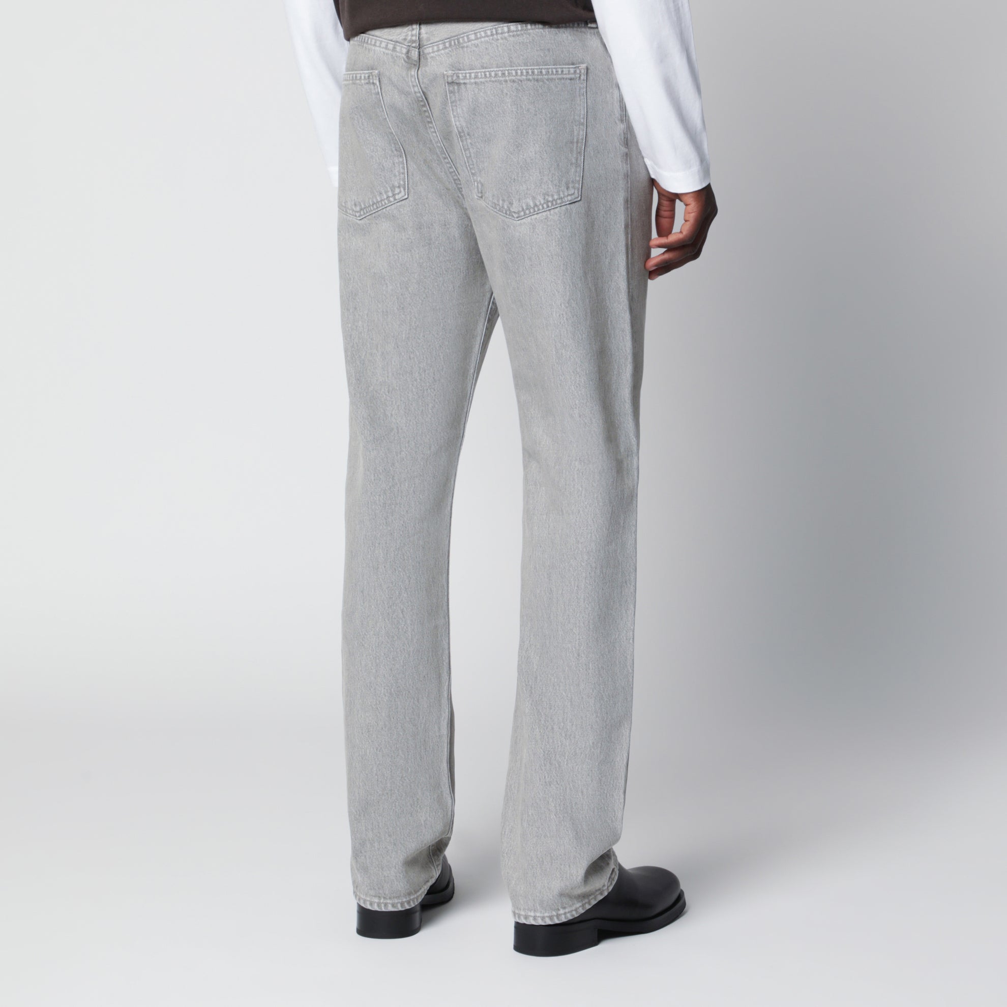 90's Jeans aus grauem Denim mit Washed-Effekt