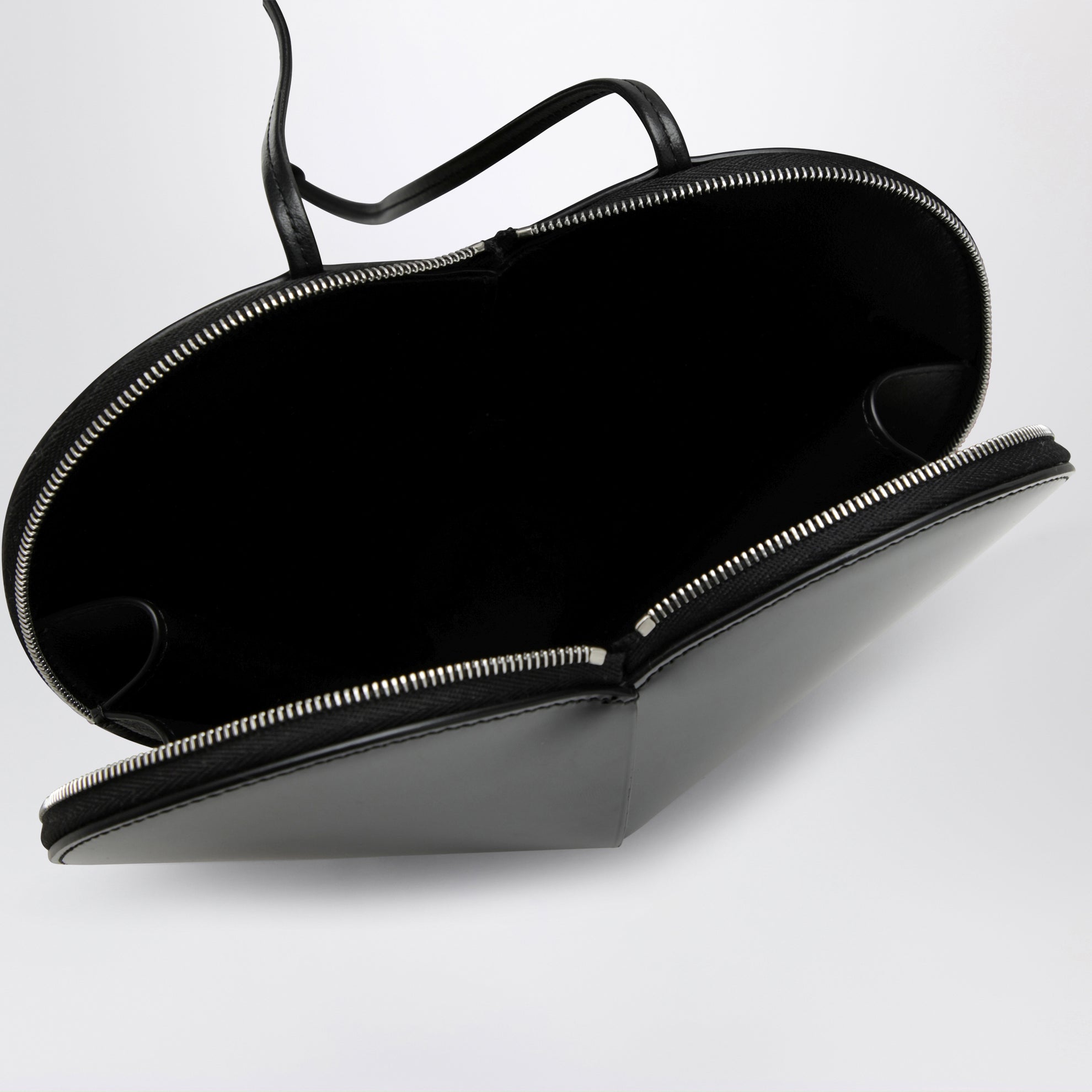 Borsa Le Coeur nera in vernice