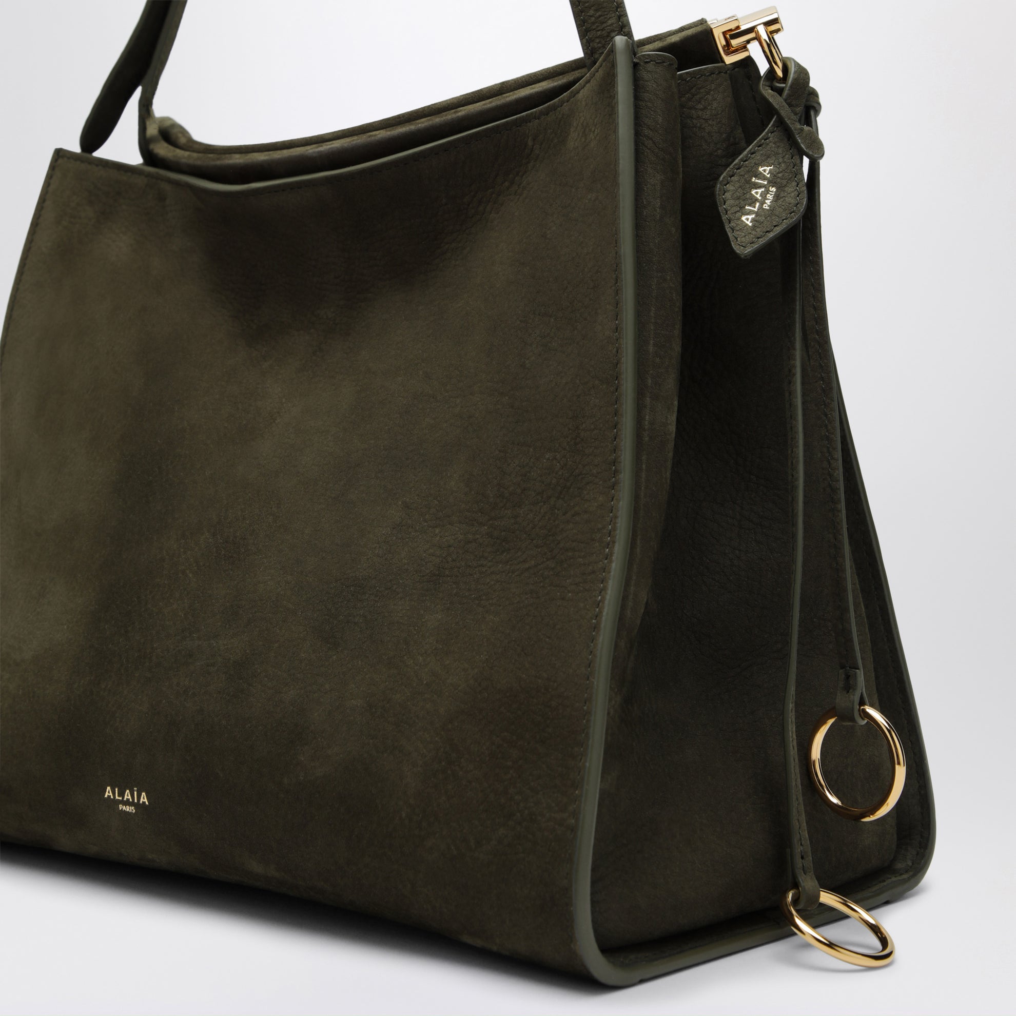 Die Click mittelgroße quadratische khaki Nubuk-Tasche