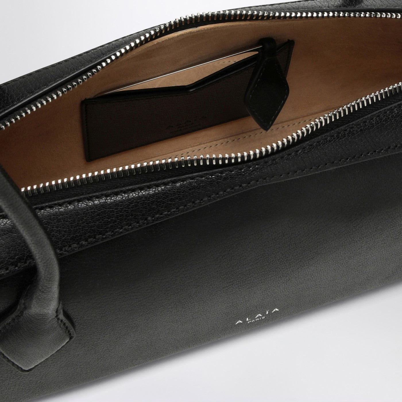 Teckel black leather bag