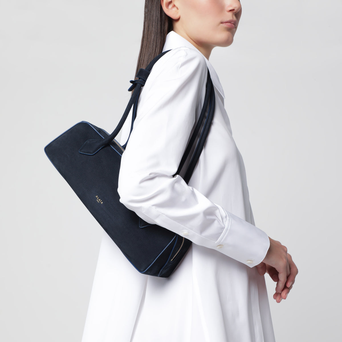 Sac Le Teckel moyen en cuir nubuck bleu nuit