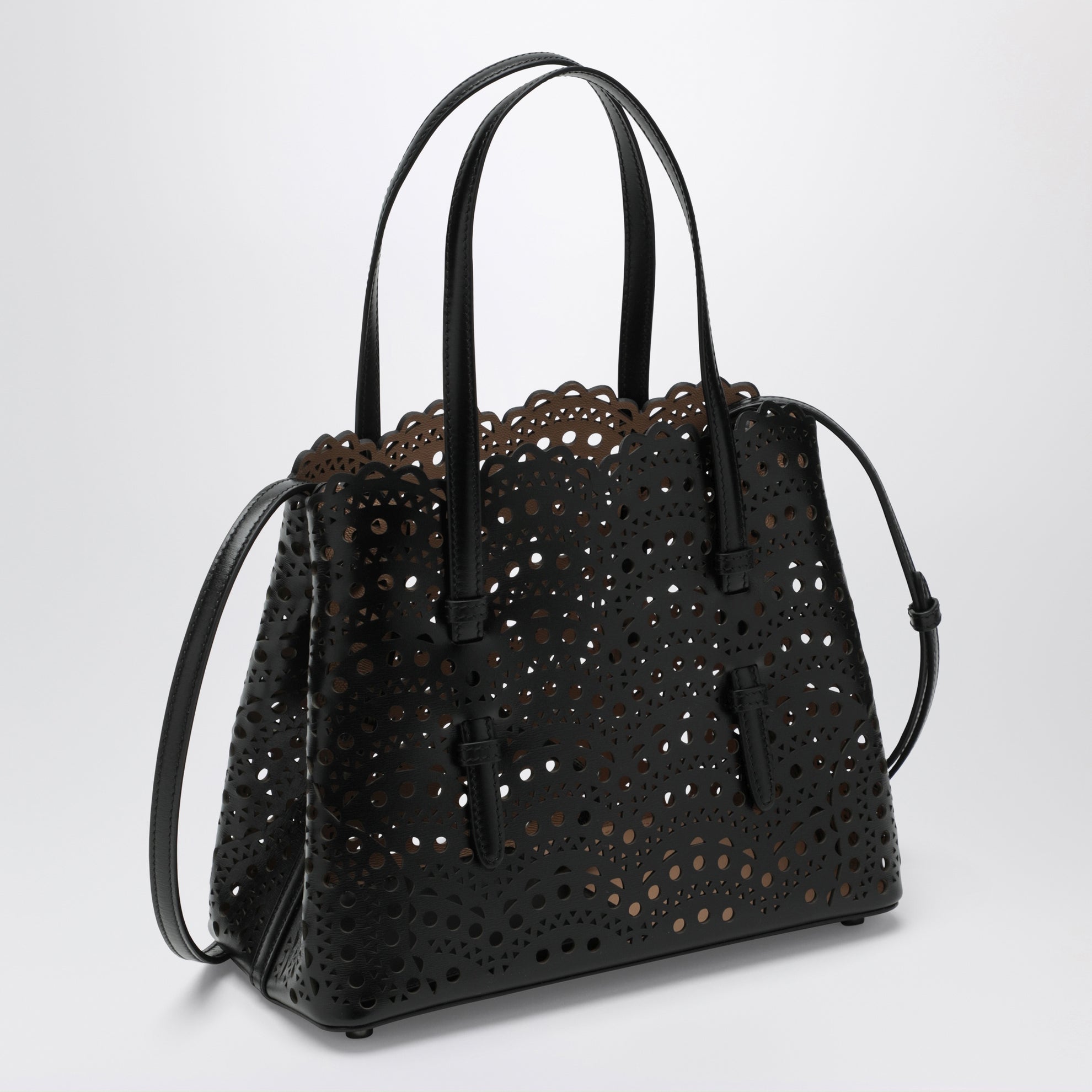 Mina 25 black wavy Vienne calfskin leather bag