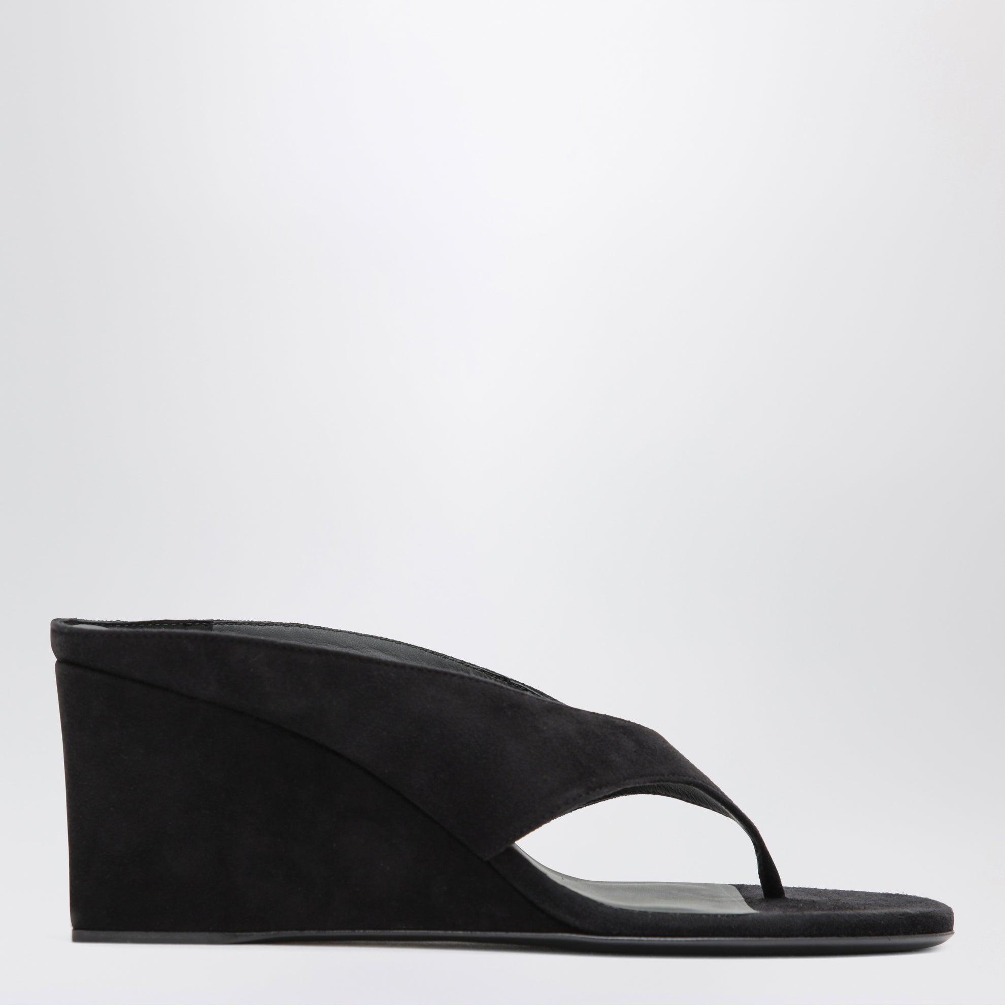Mule infradito con zeppa in suede nere