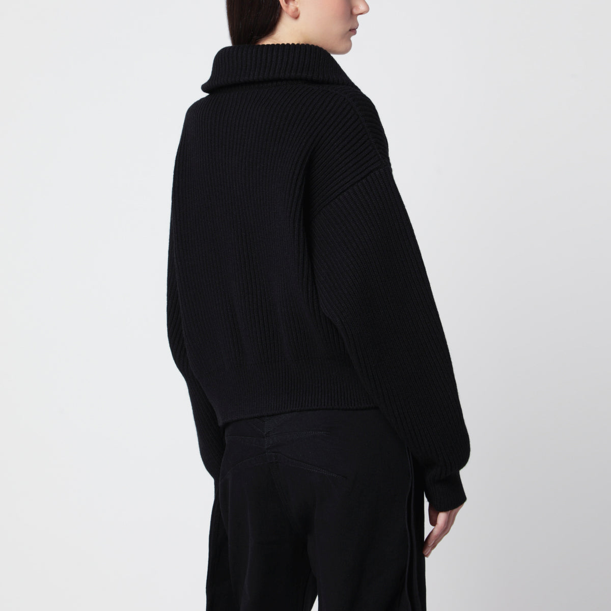 Pullover trucker nero in lana e cashmere