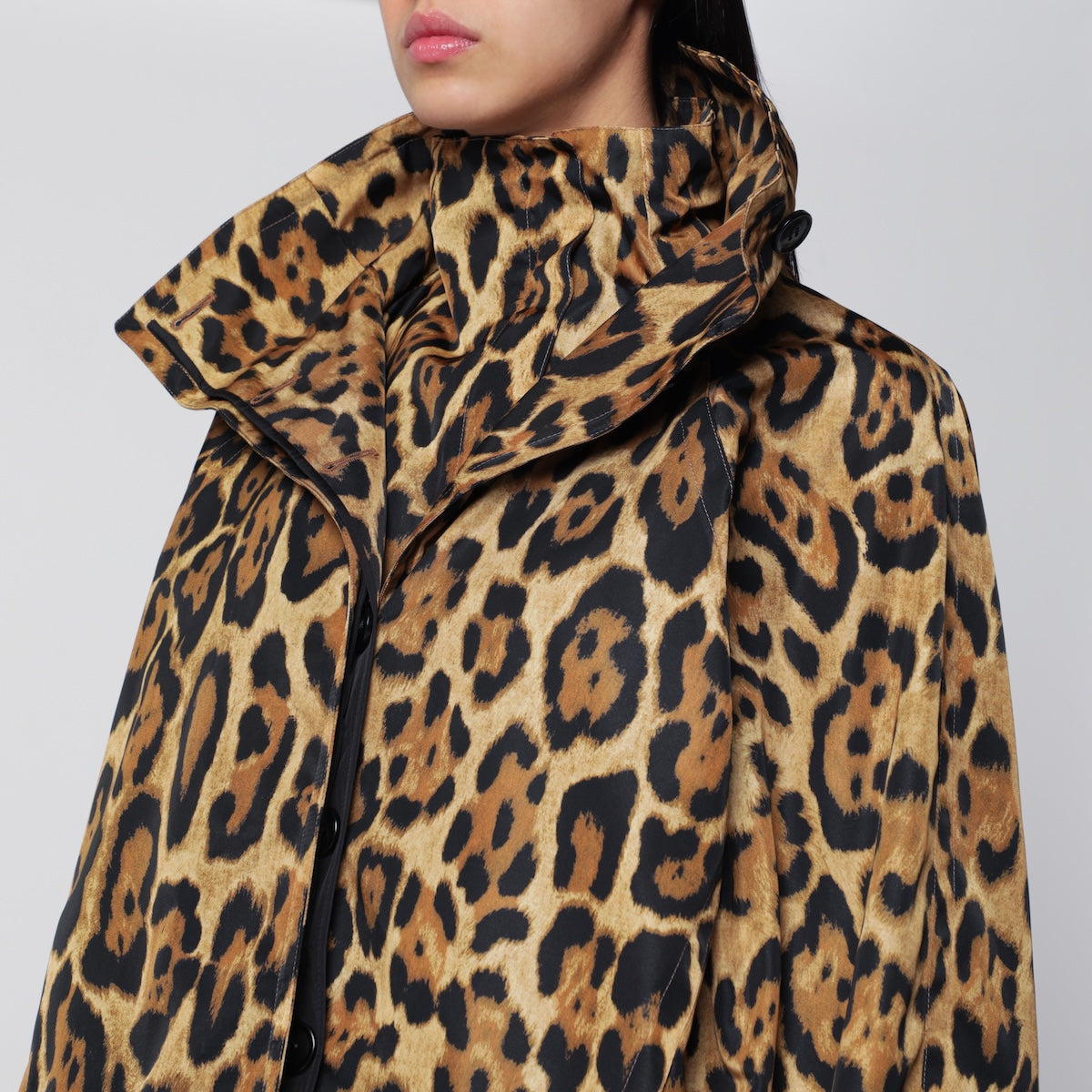 Layered ocelot-print twill coat, noir caramel