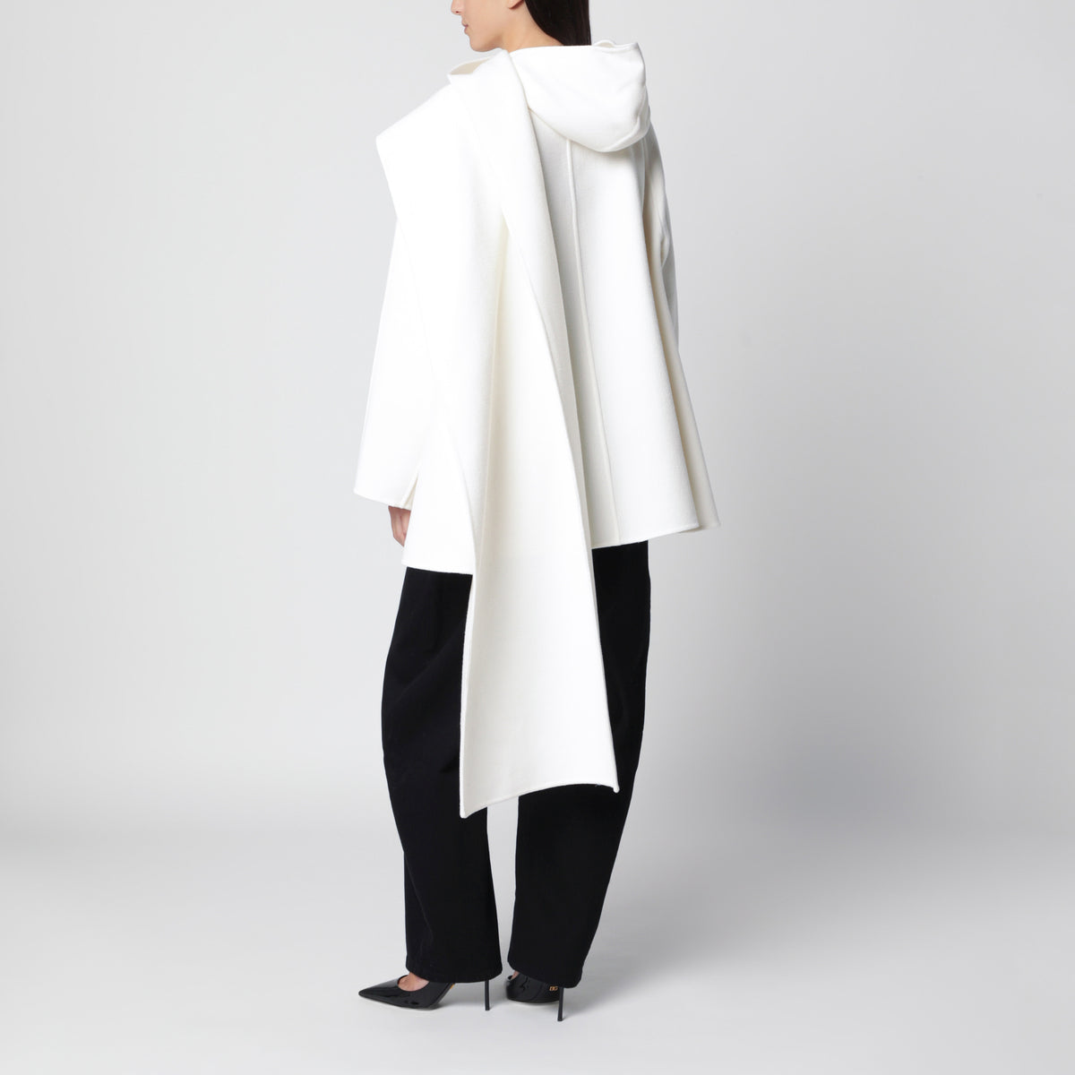 Cream wool coat with scarf