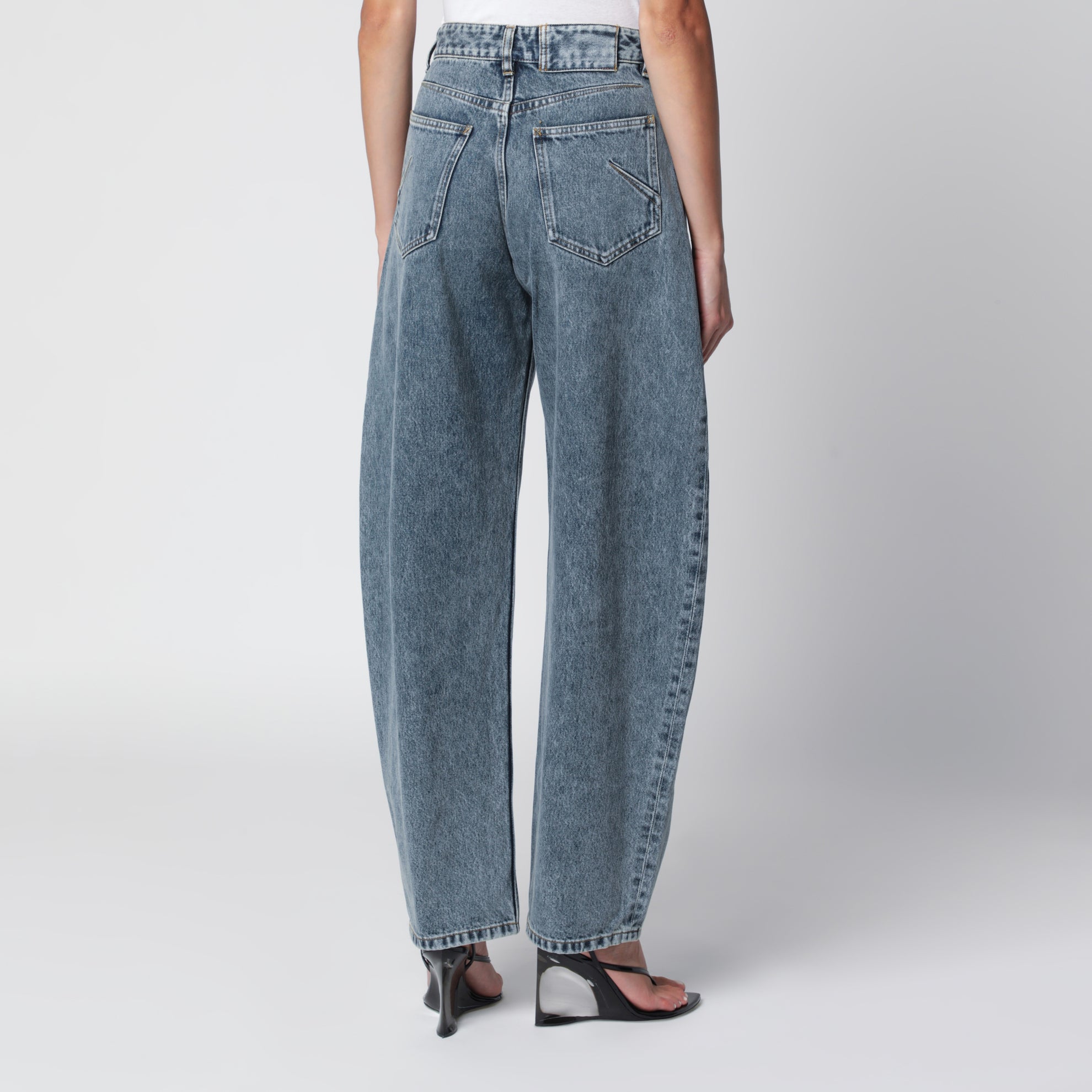 Jeans arrotondati in denim blu