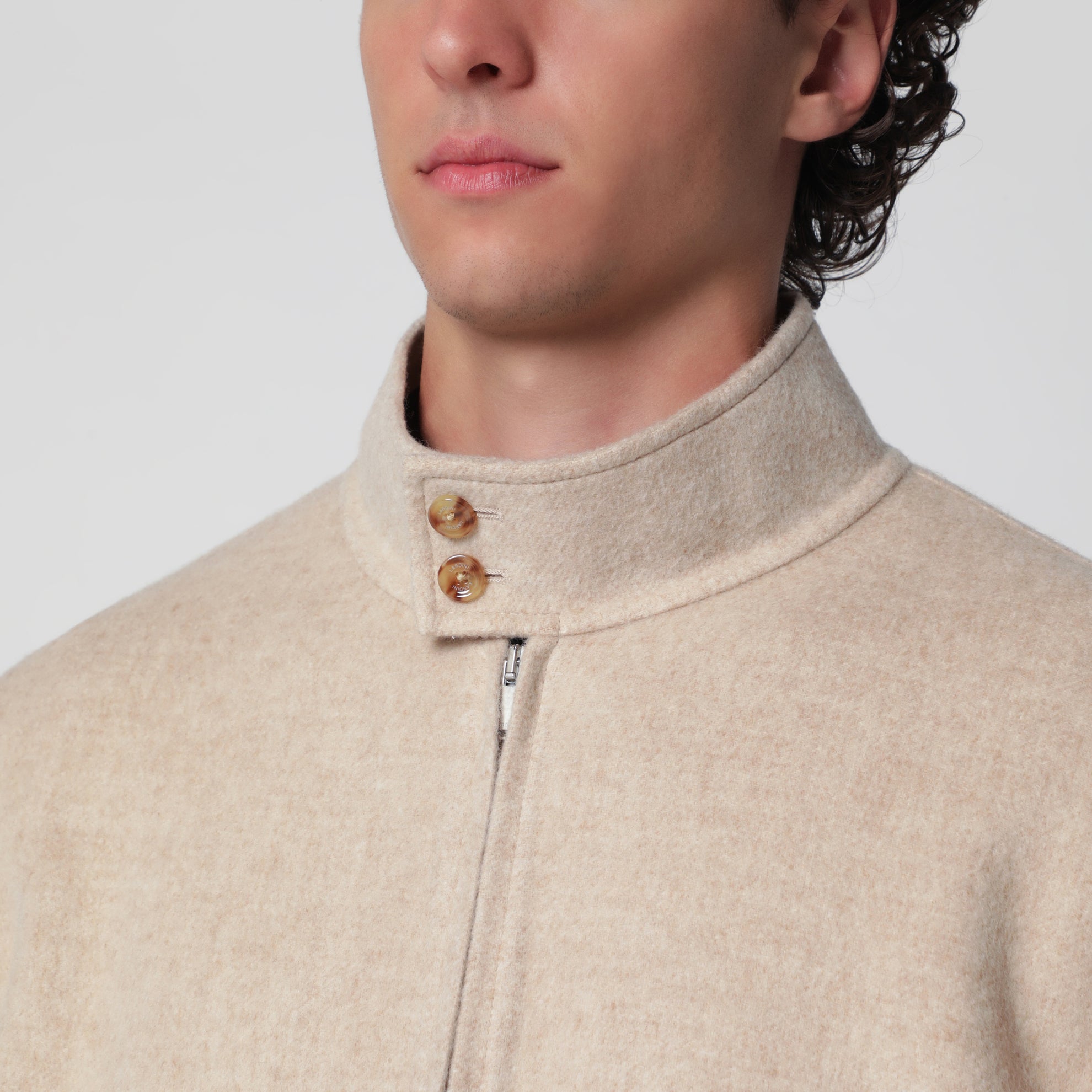 Giacca con zip beige in lana e cashmere