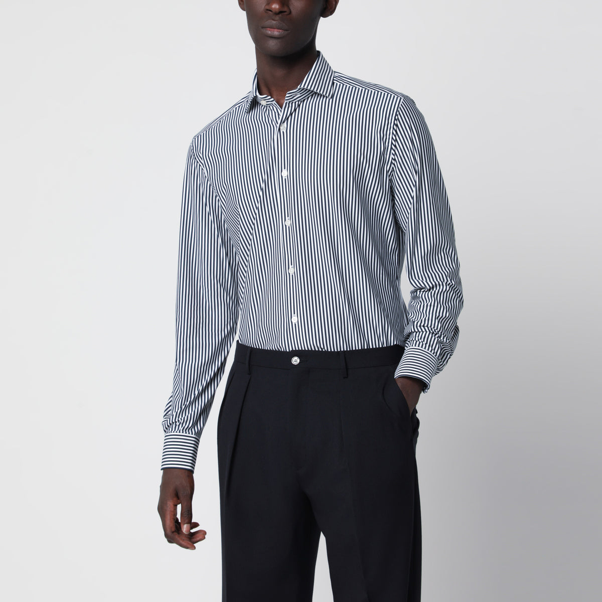 Blau-weiß gestreiftes Active Hemd Tailor Fit