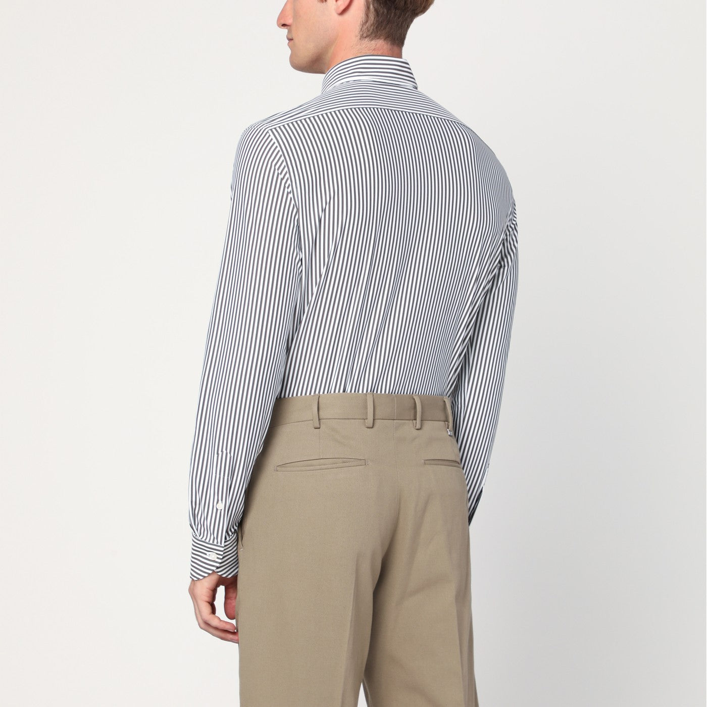 Weißes gestreiftes Active-Hemd Tailor Fit