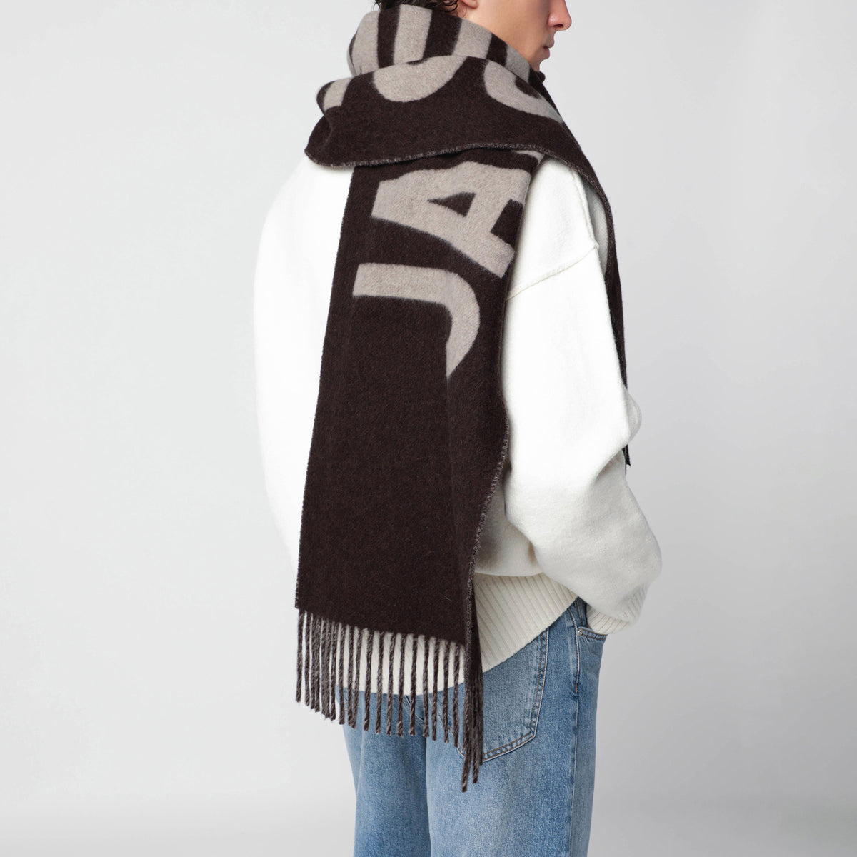 Dark brown wool scarf with logo