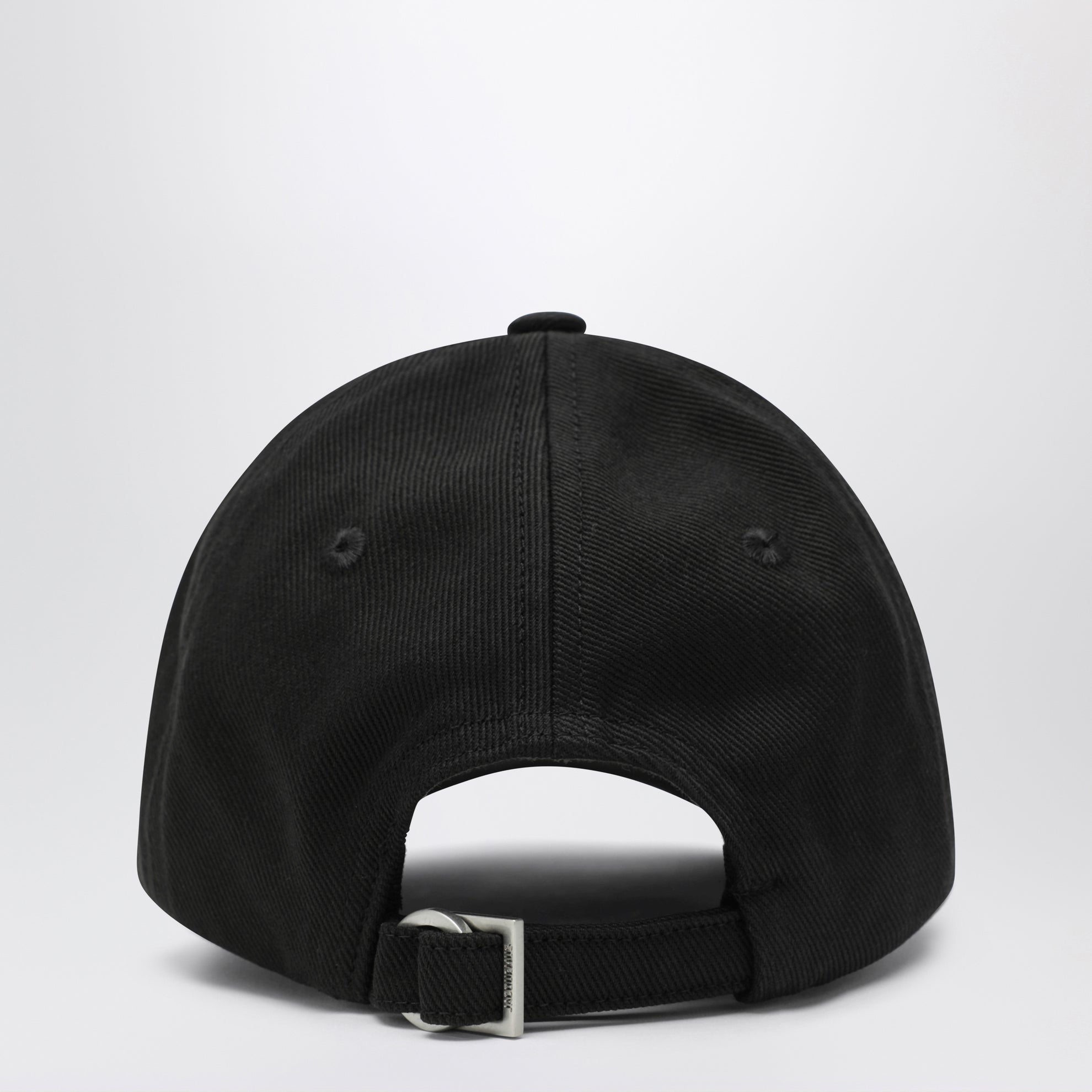 Black baseball cap with logo
