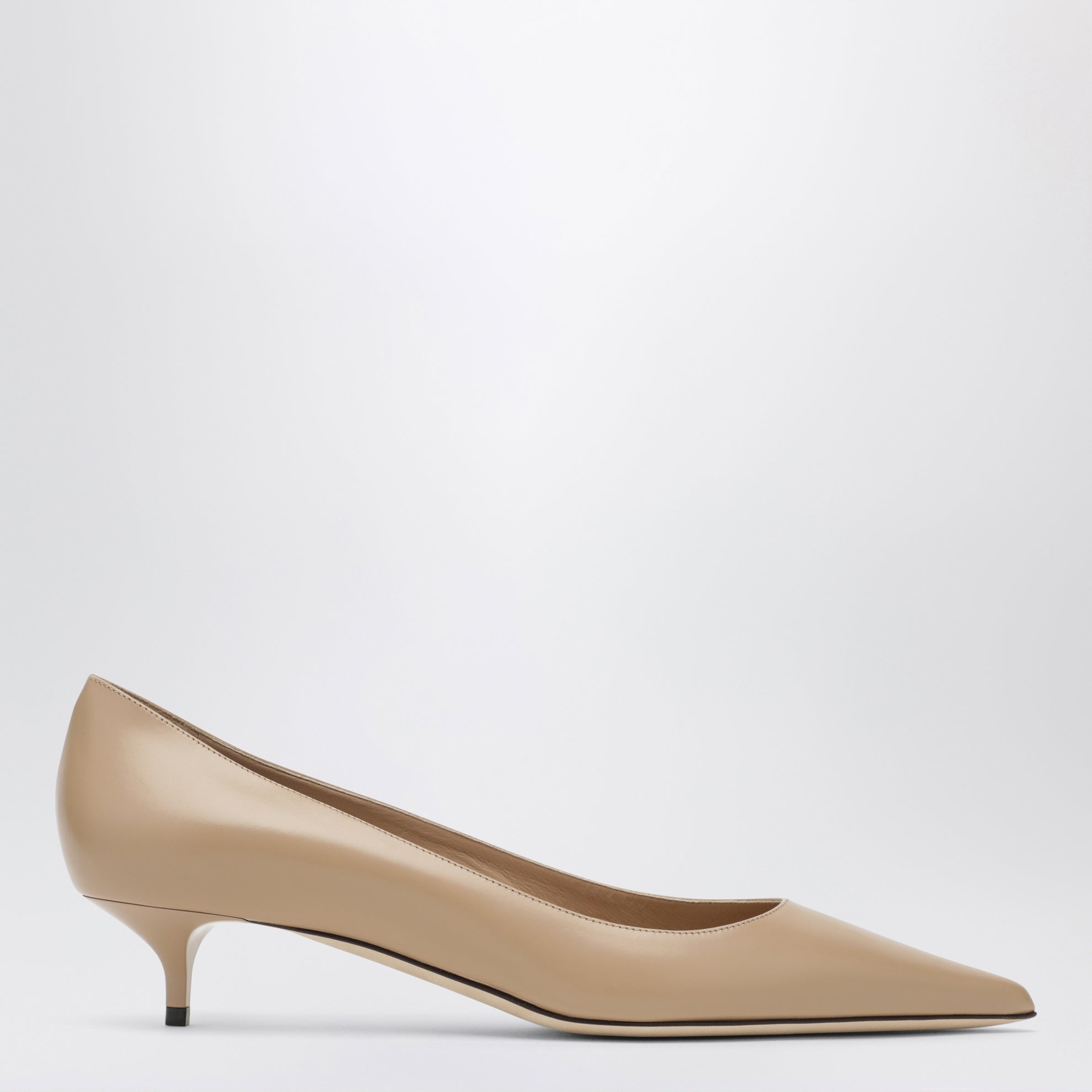 Amelia 35 pumps in Chai beige leather