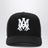 Cappello da baseball nero con logo