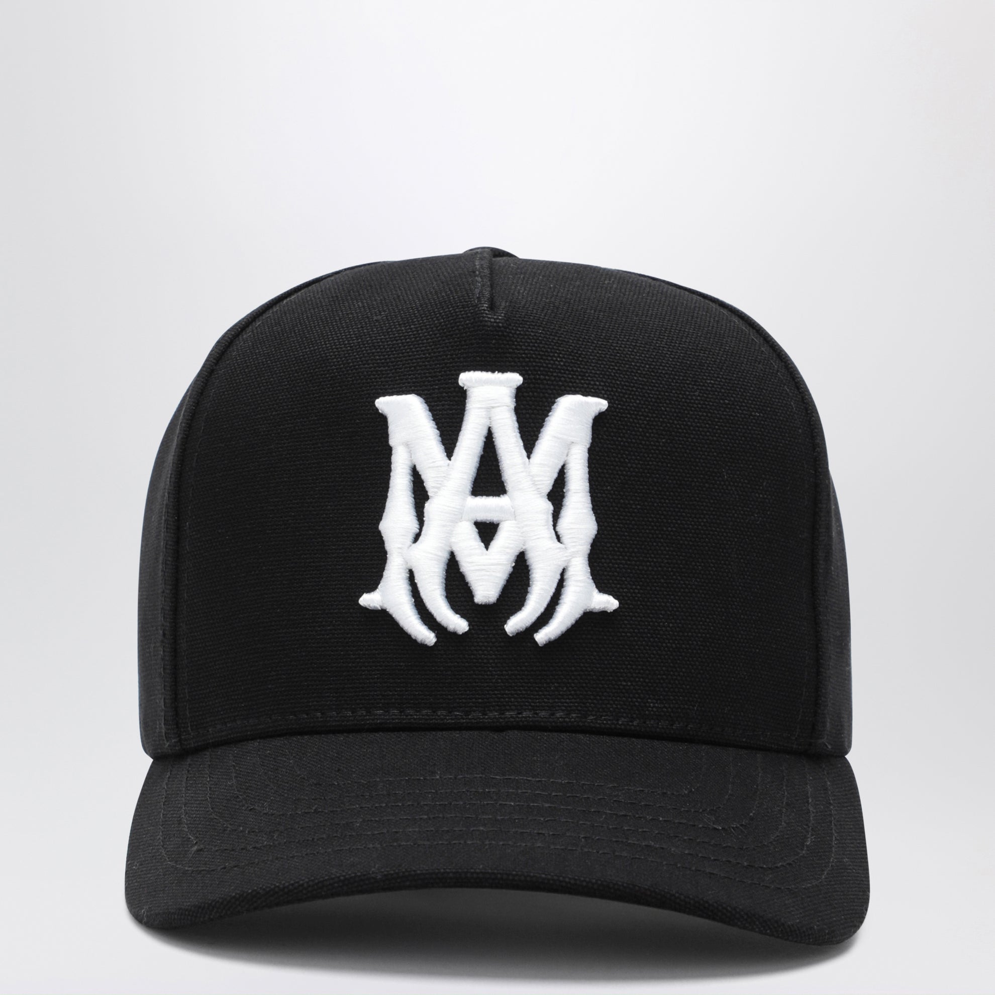 Black baseball cap with logo