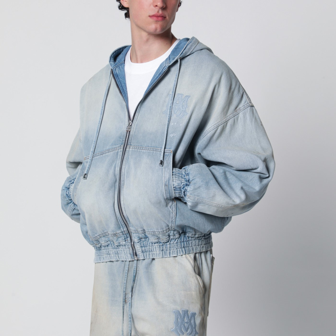 Bomber en denim délavé bleu clair